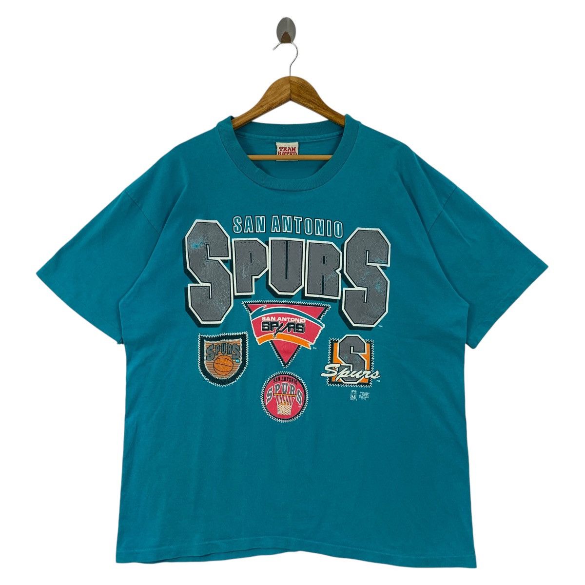 Vintage SAN ANTONIO SPURS Nba team sports tee