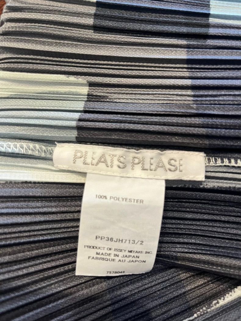 Issey Miyake Issey Miyake size:2 A blue, black and purple pleated dress Size XS / US 0-2 / IT 36-38 - 3 Thumbnail