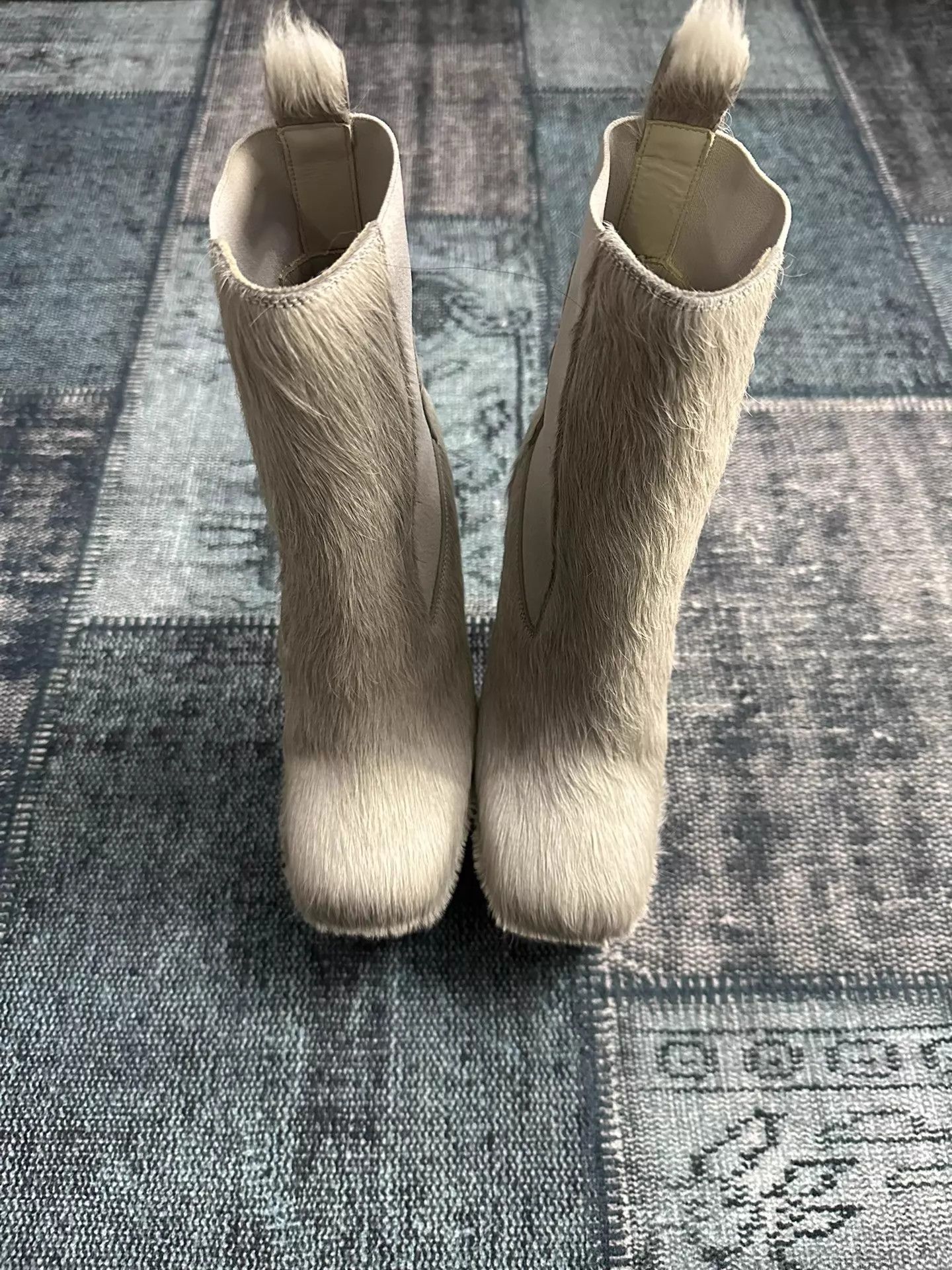 Rick Owens Rick Owens FW22 Gray Horsehair Kiss Boots 38 (Org Box) Size US 7.5 / IT 37.5 - 4 Thumbnail