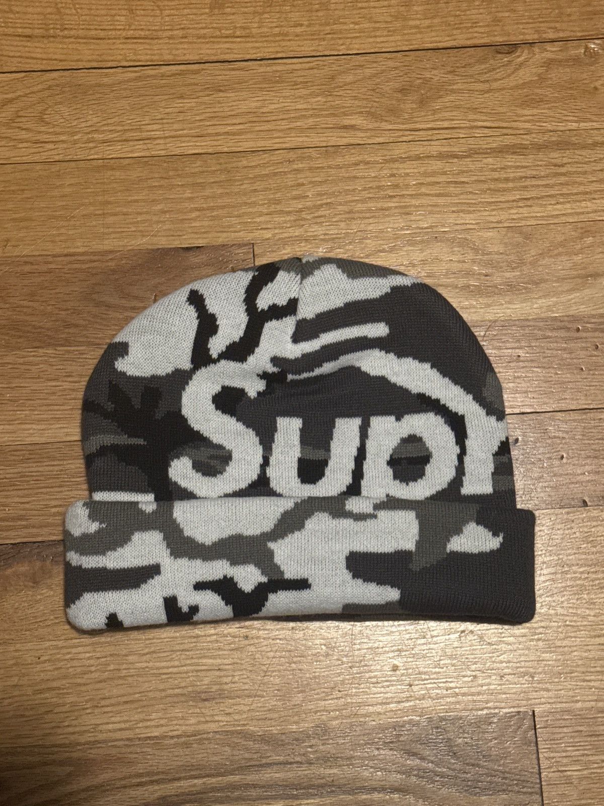 Supreme Supreme Big Logo Black Camo Beanie Size ONE SIZE - 1 Thumbnail