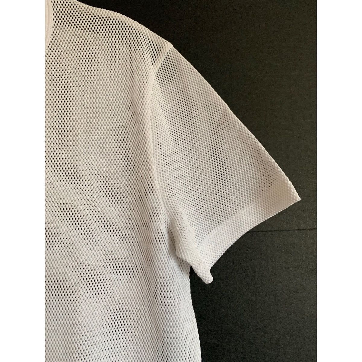 Helmut Lang HELMUT LANG WHITE LOGO MESH TOP Size US M / EU 48-50 / 2 - 5 Thumbnail