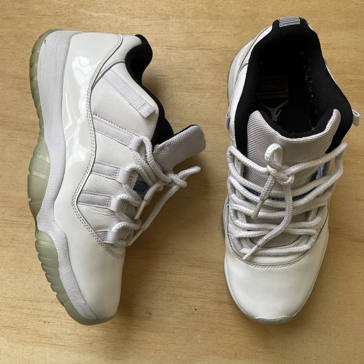 Jordan Brand Jordan 11 Low Legend Blue Size US 9.5 / EU 42-43 - 5 Thumbnail