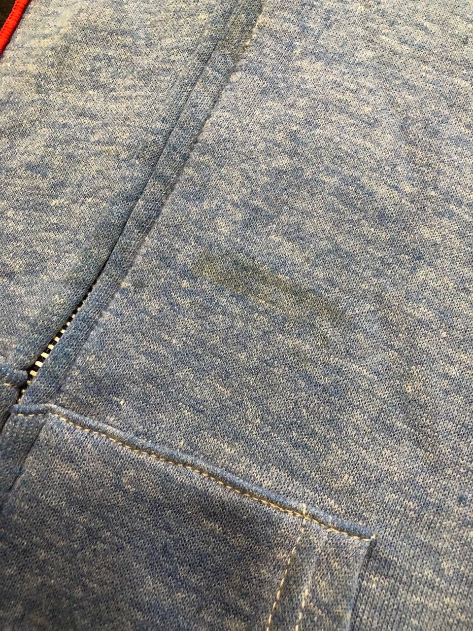 Levi's True Vintage 80s Levi's Hoodie Blue Patched MADE IN USA Size US L / EU 52-54 / 3 - 7 Thumbnail