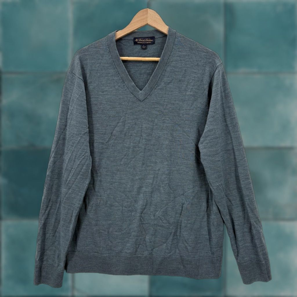 Brooks Brothers Brooks Brothers Sweater Mens Large Blue Brookstech Merino Wool V-Neck Pullover Size US L / EU 52-54 / 3 - 1 Thumbnail
