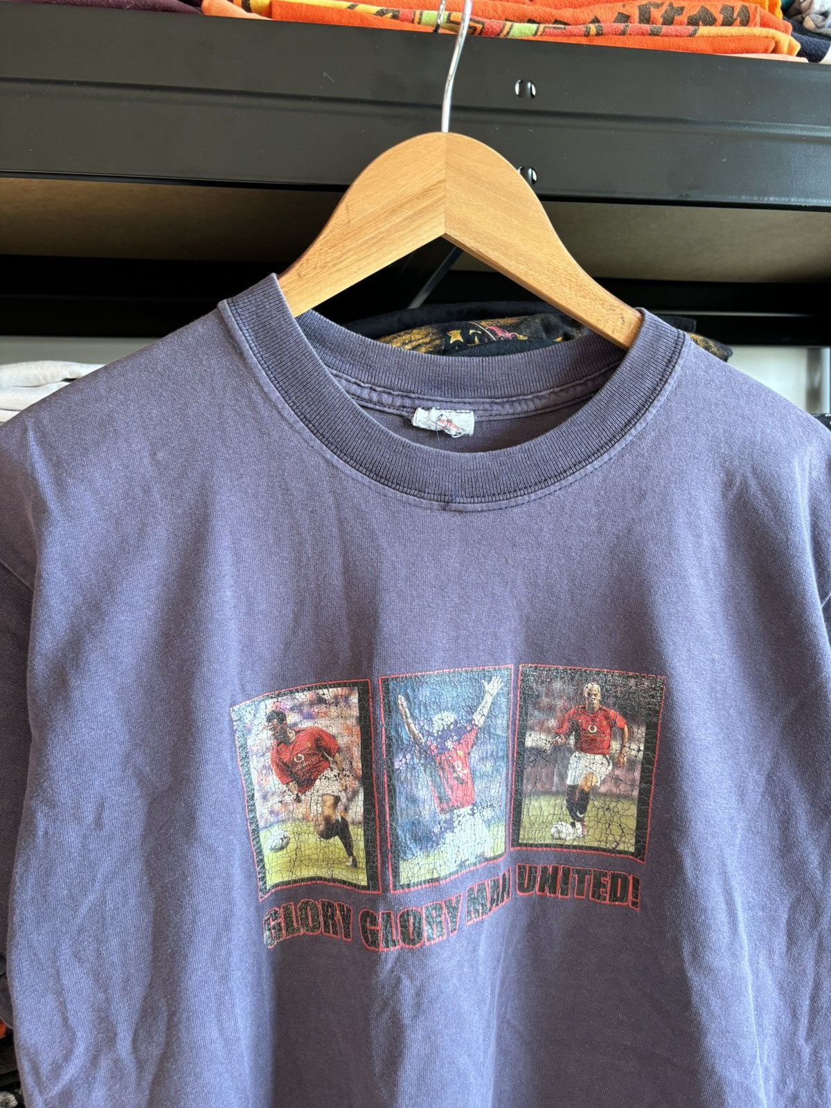 Vintage 90s Manchester United Vintage Y2K Retro T-Shirt Size US S / EU 44-46 / 1 - 2 Thumbnail