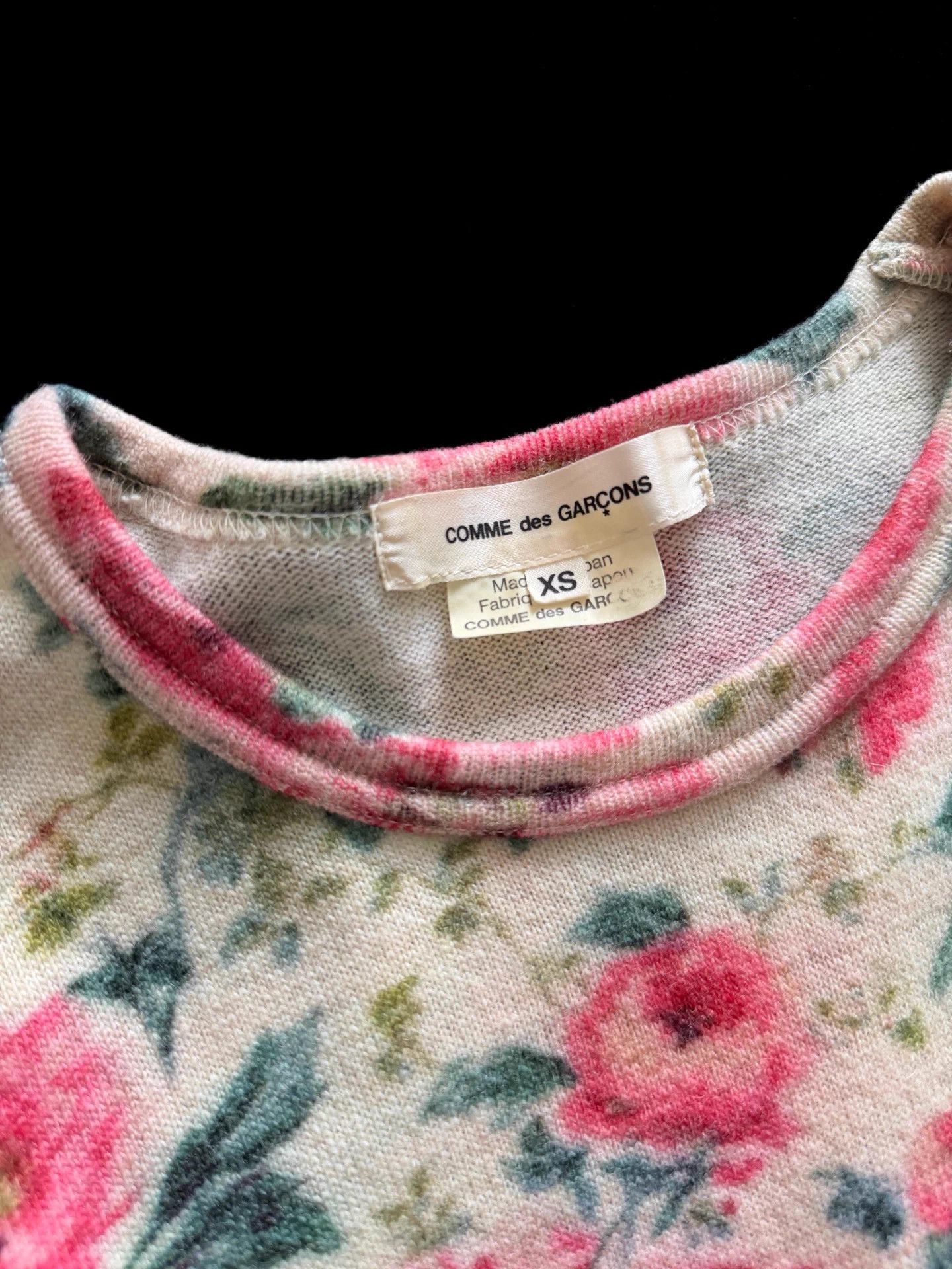 Comme des Garcons Comme des Garçons 2016 AW Flower Patchwork Wool Top XS Size XS / US 0-2 / IT 36-38 - 5 Thumbnail