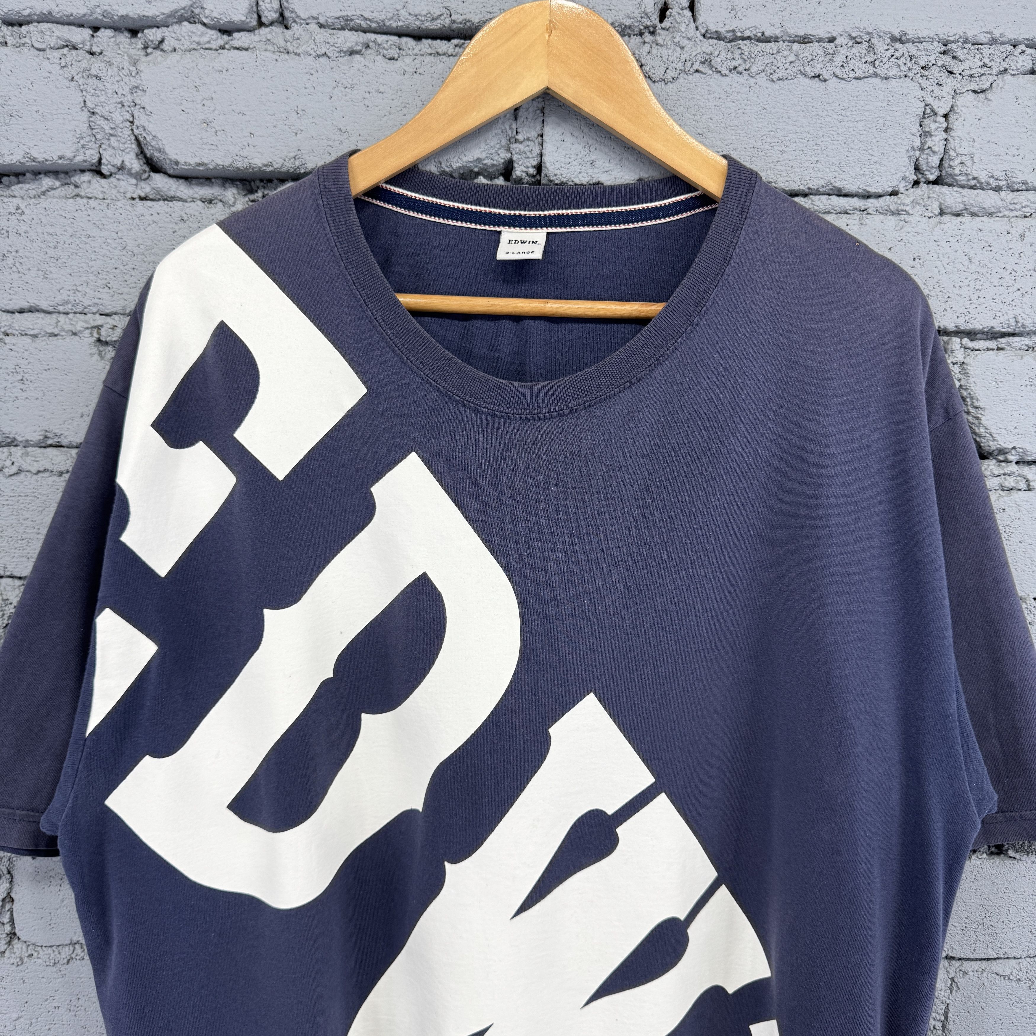 Edwin Rare Edwin Big Cross Body Big Logo Tshirt Size US XXL / EU 58 / 5 - 3 Thumbnail