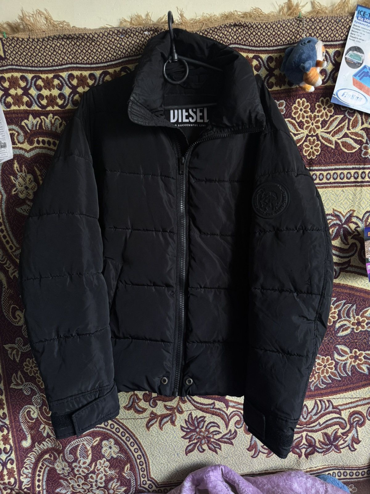 Diesel Vintage Diesel Black Puffer Jacket – Minimal Logo – Y2K Size US L / EU 52-54 / 3 - 1 Thumbnail