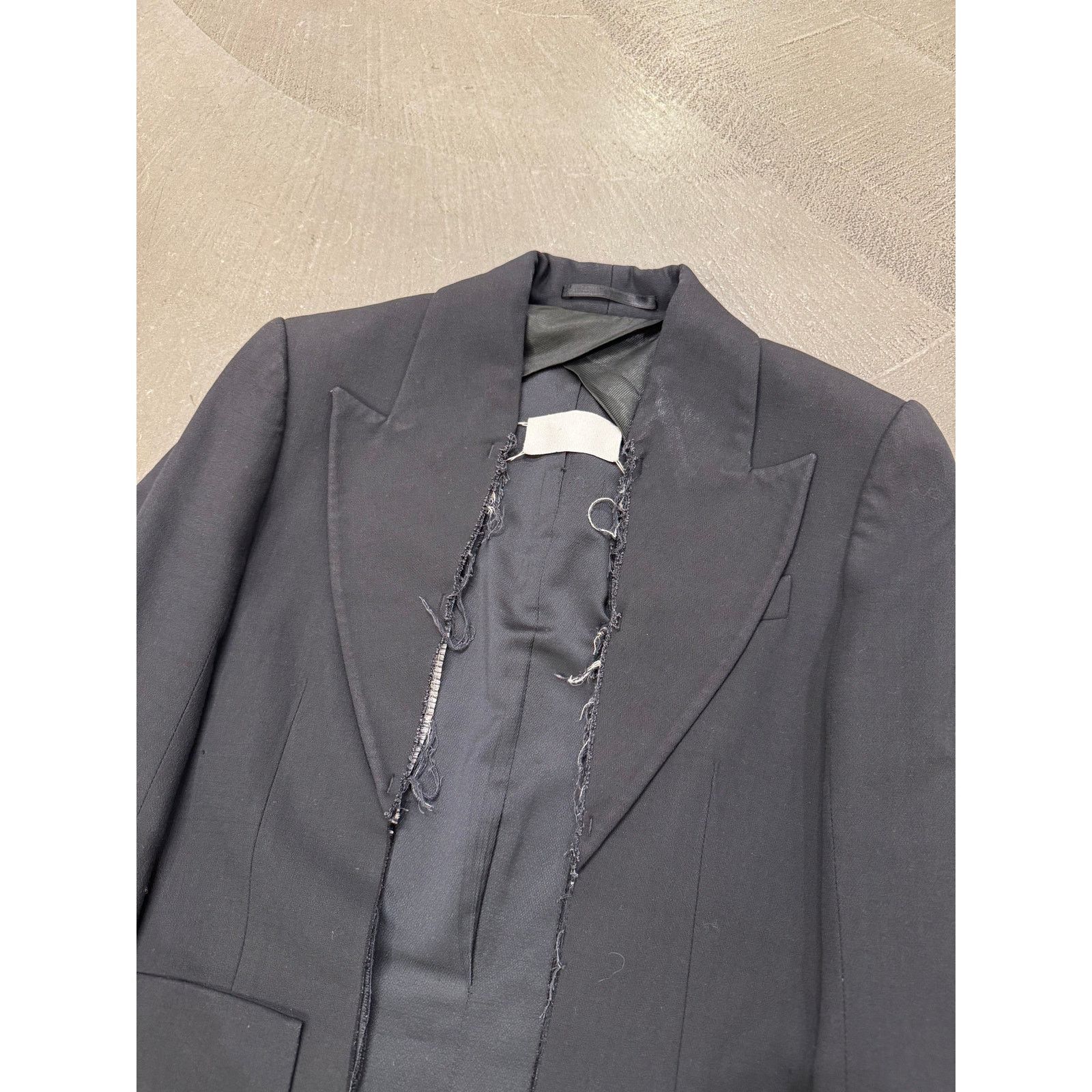 Maison Margiela A/W2002 Maison Margiela runway deconstructed blazer jacket Size S / US 4 / IT 40 - 10 Thumbnail