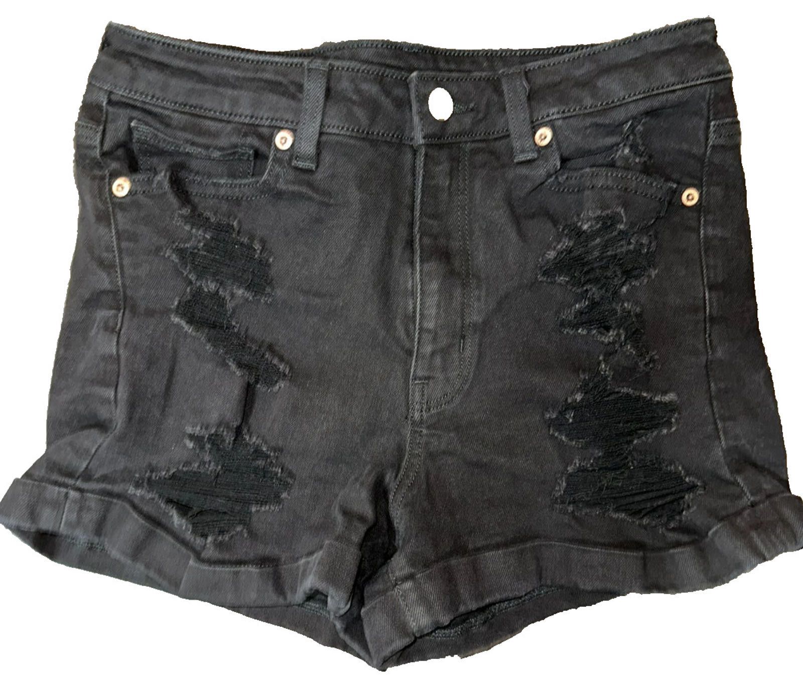 American Eagle Outfitters American Eagle Distressed Denim Shorts Size 4 Black Size 27" / US 4 / IT 40 - 1 Thumbnail