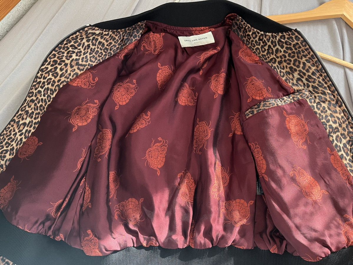 Dries Van Noten Dries Van noten leo leopard puffer bomber jacket size M Size US M / EU 48-50 / 2 - 10 Thumbnail