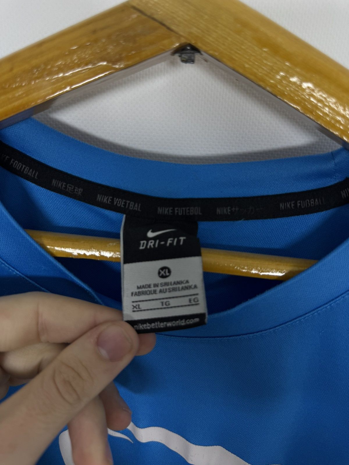 Nike Vintage Nike Y2k t shirt swoosh logo 00’s Size US XL / EU 56 / 4 - 9 Thumbnail