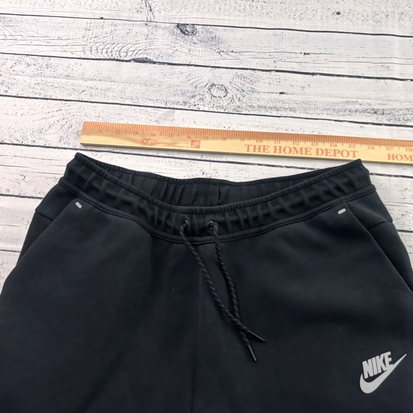 Nike Nike Tech Sweatpants Men L Black Size US 33 - 4 Thumbnail
