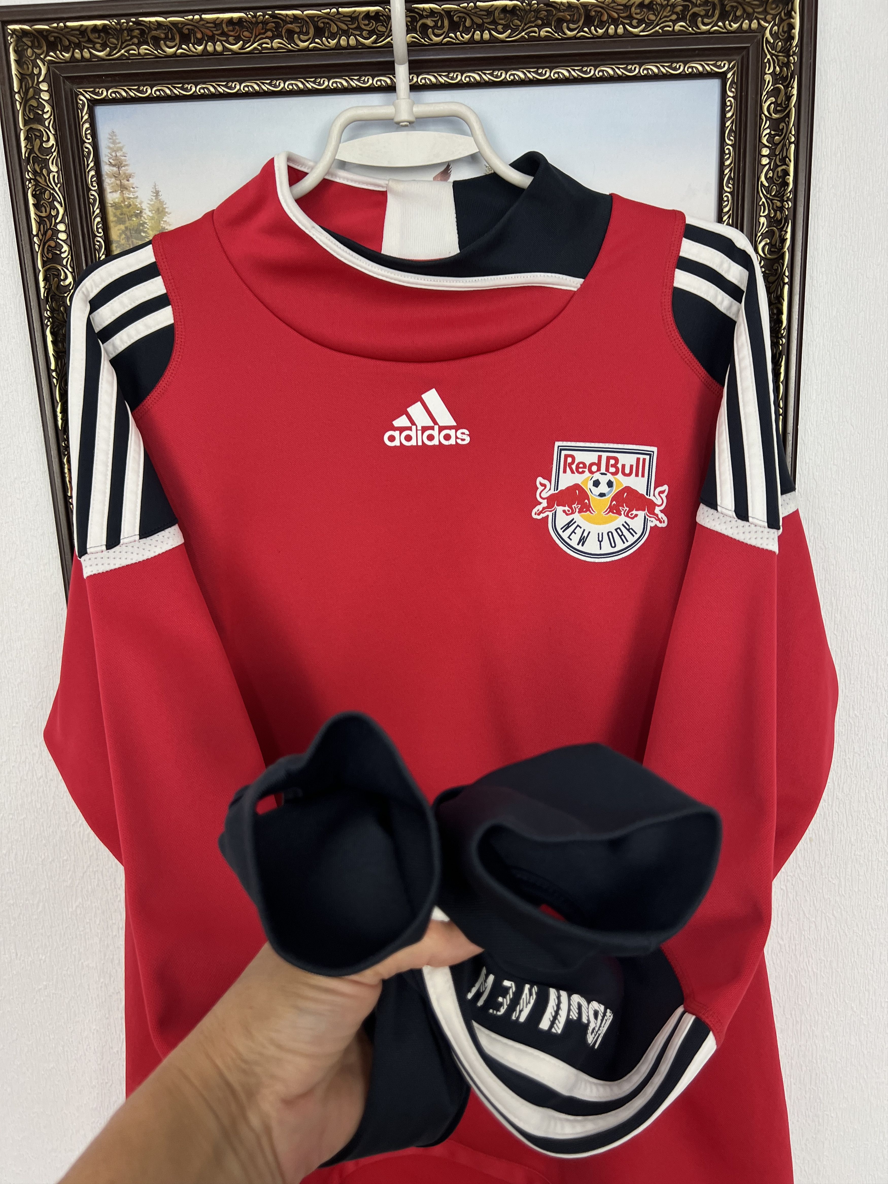 Adidas Vintage Adidas Red Bull Salzburg Football Train Sweatshirt Size US L / EU 52-54 / 3 - 7 Thumbnail