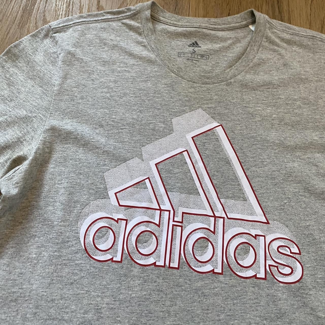Adidas Grey Adidas tee with pink logo #sportswear Size US S / EU 44-46 / 1 - 2 Thumbnail