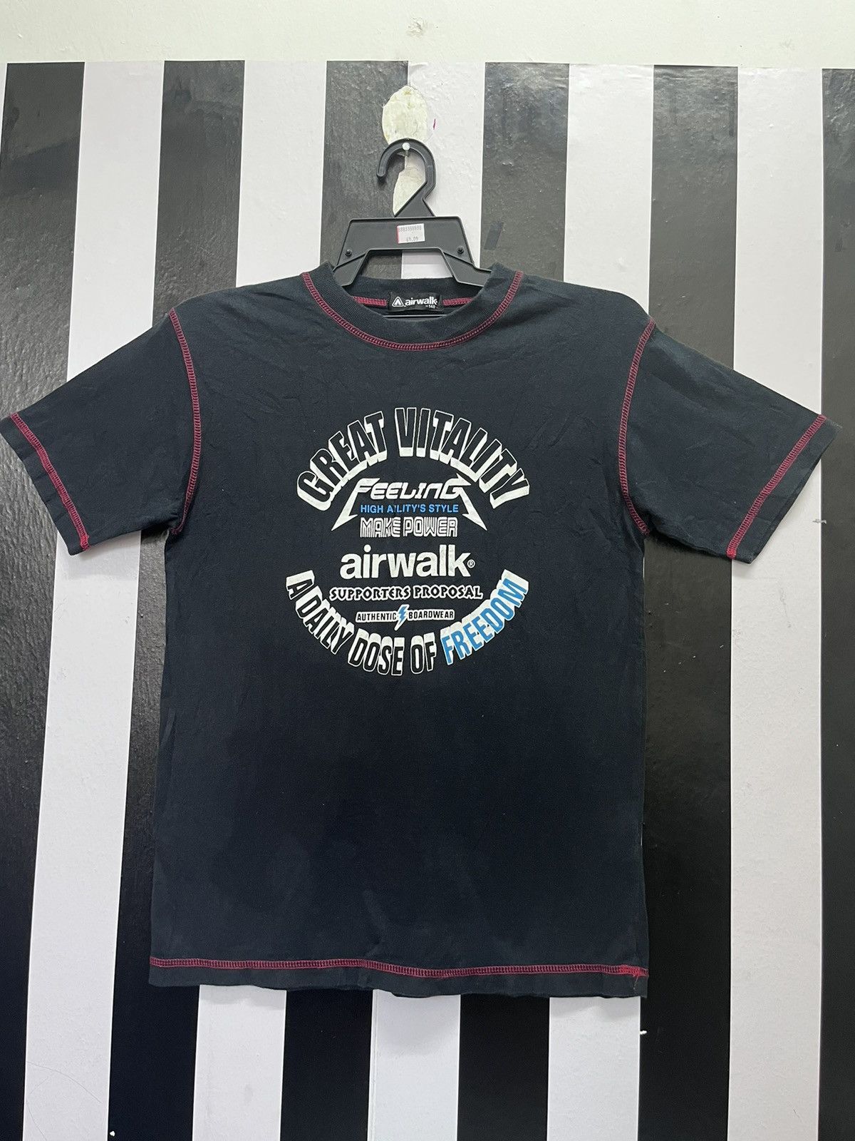 Airwalk × Powell Peralta FIRE 🔥 VINTAGE LATE 80s AIRWALK OVAL BIG LOGO Size US XXS / EU 40 - 1 Thumbnail