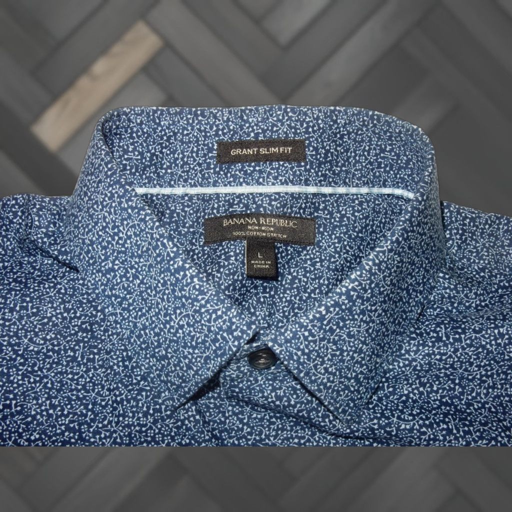 Banana Republic Banana Republic Men's Floral Blue Slim Fit Button-Up Shirt Size L Size US L / EU 52-54 / 3 - 1 Thumbnail
