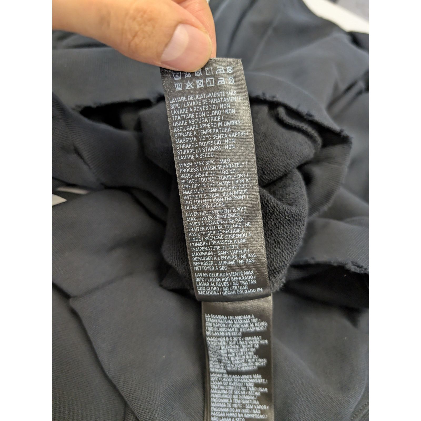 Balenciaga o1rshd1 Top League Round Hoodie in Black Size US M / EU 48-50 / 2 - 16 Thumbnail