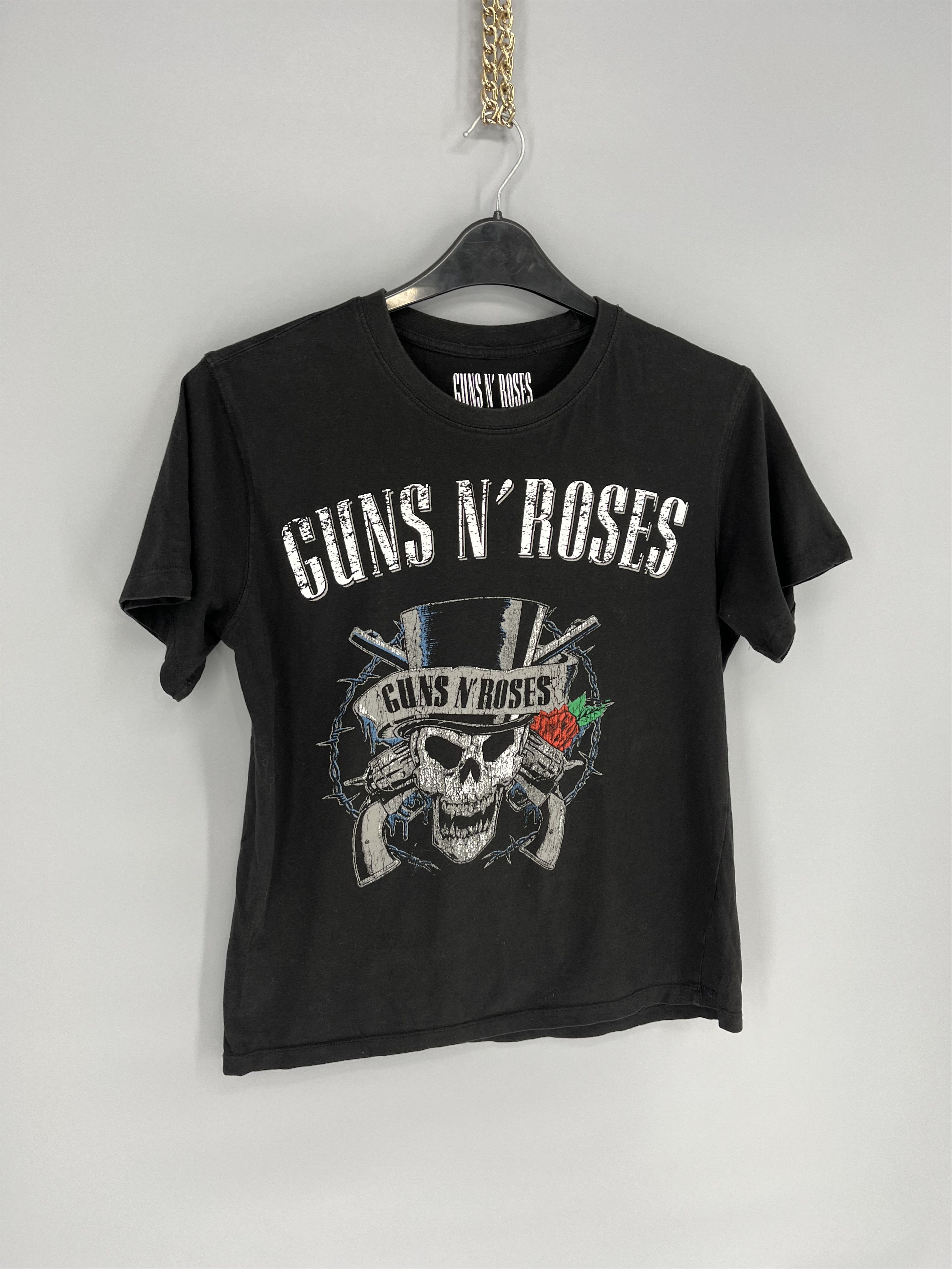 Band Tees Vintage Y2K Guns And Roses Tee Band Rock Metal Streetwear Size US S / EU 44-46 / 1 - 2 Thumbnail