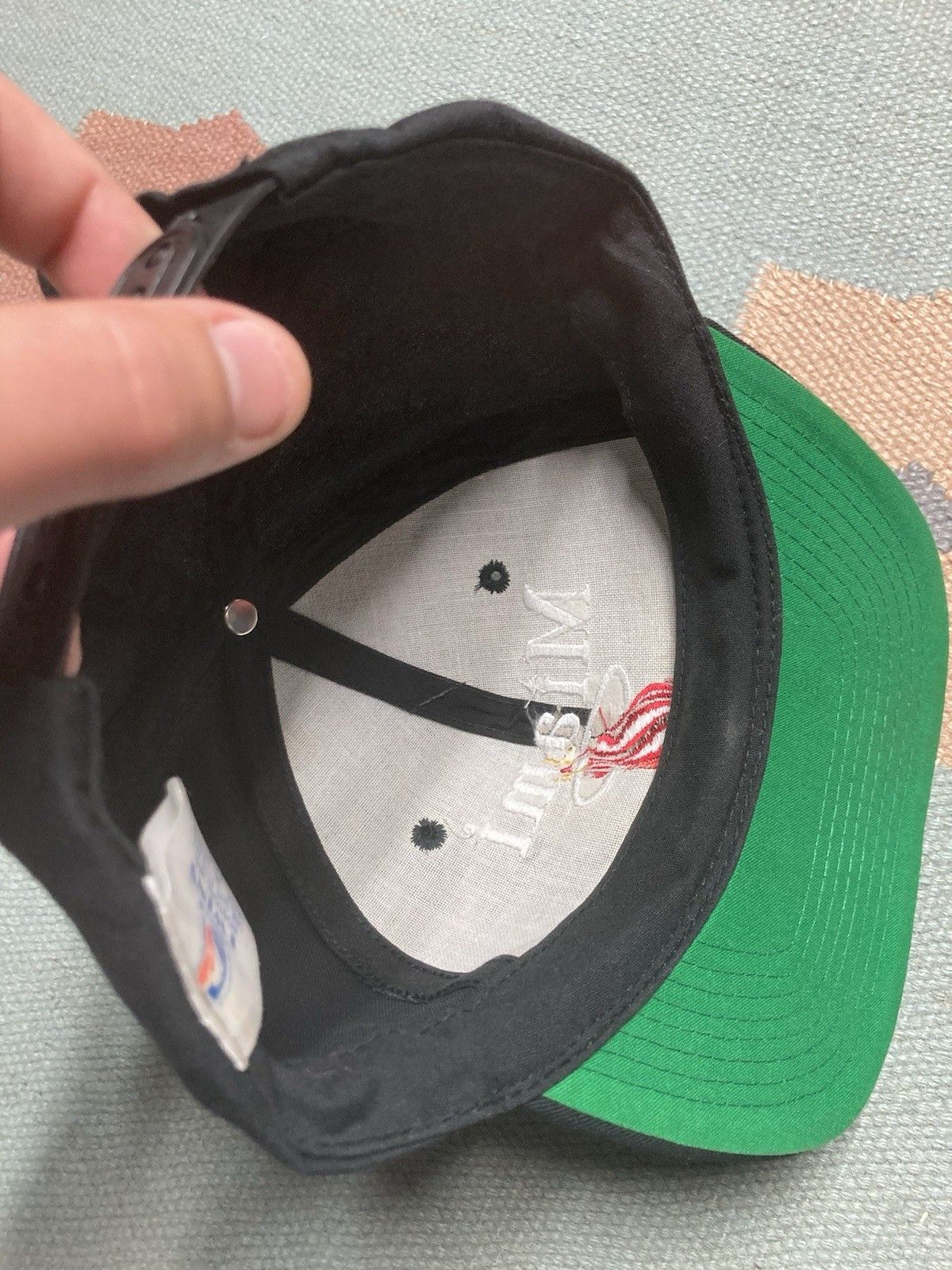 Vintage SnapBack hat Miami heat twins logo black dome basketball NBA Size ONE SIZE - 7 Thumbnail