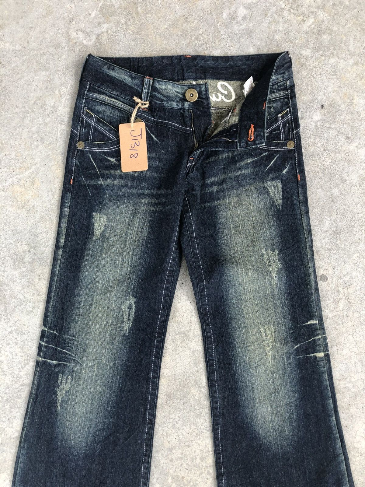 Japanese Oahu Flared Jeans Distressed Jeans