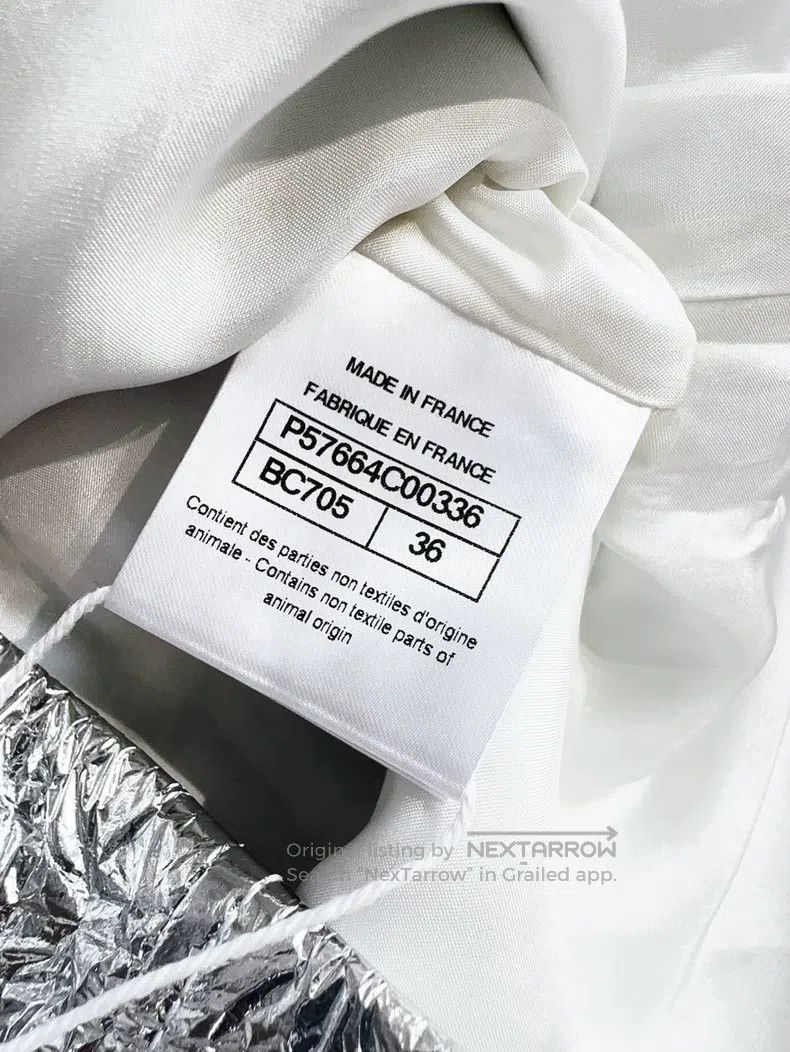 Chanel Chanel 17K ground control centre silver shiny skirt Size 24" / US 00 / IT 34 - 6 Thumbnail