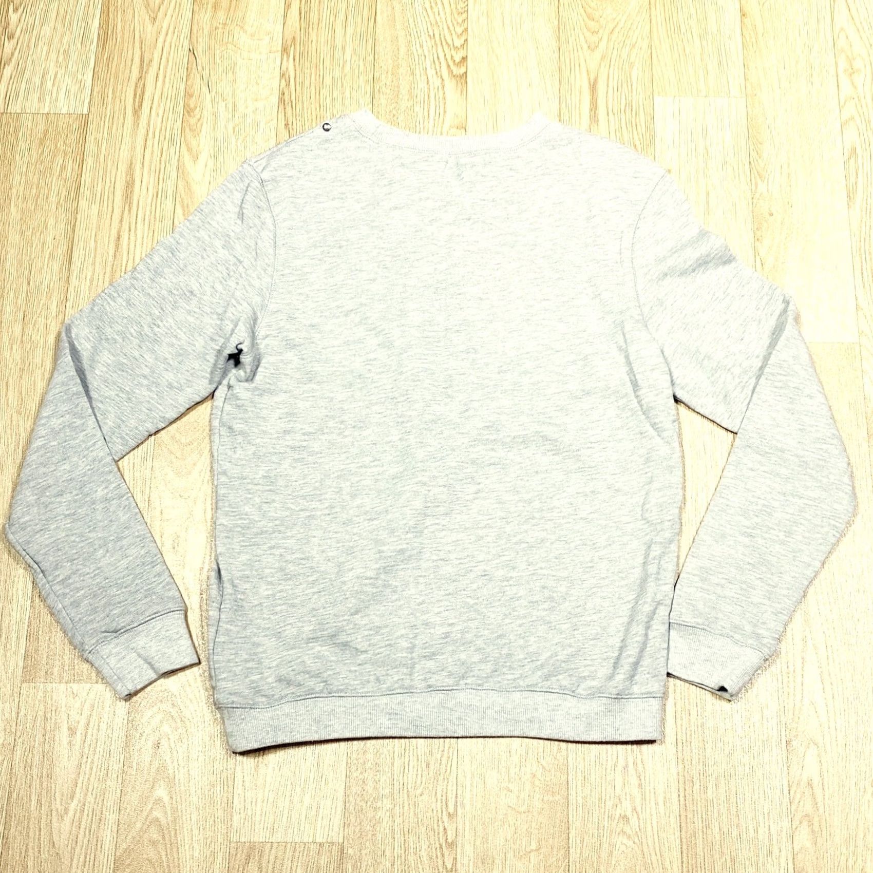 Diesel VINTAGE Diesel SEQUINS F-RADI-AE Sweatshirt Grey Women’s Long Sleeve Small Pullover Crew Neck Used Size S / US 4 / IT 40 - 4 Thumbnail
