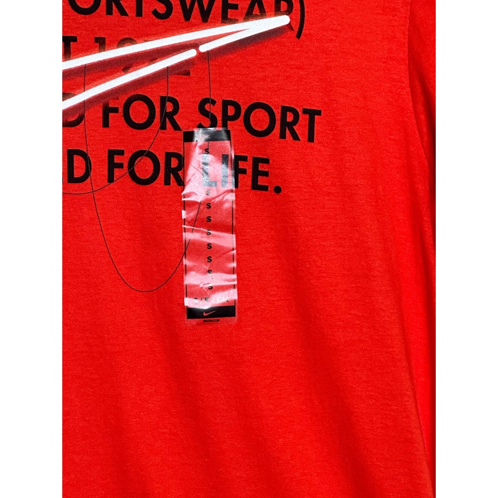 Nike The Nike Tee red short sleeves t shirt size Small Size US S / EU 44-46 / 1 - 4 Thumbnail