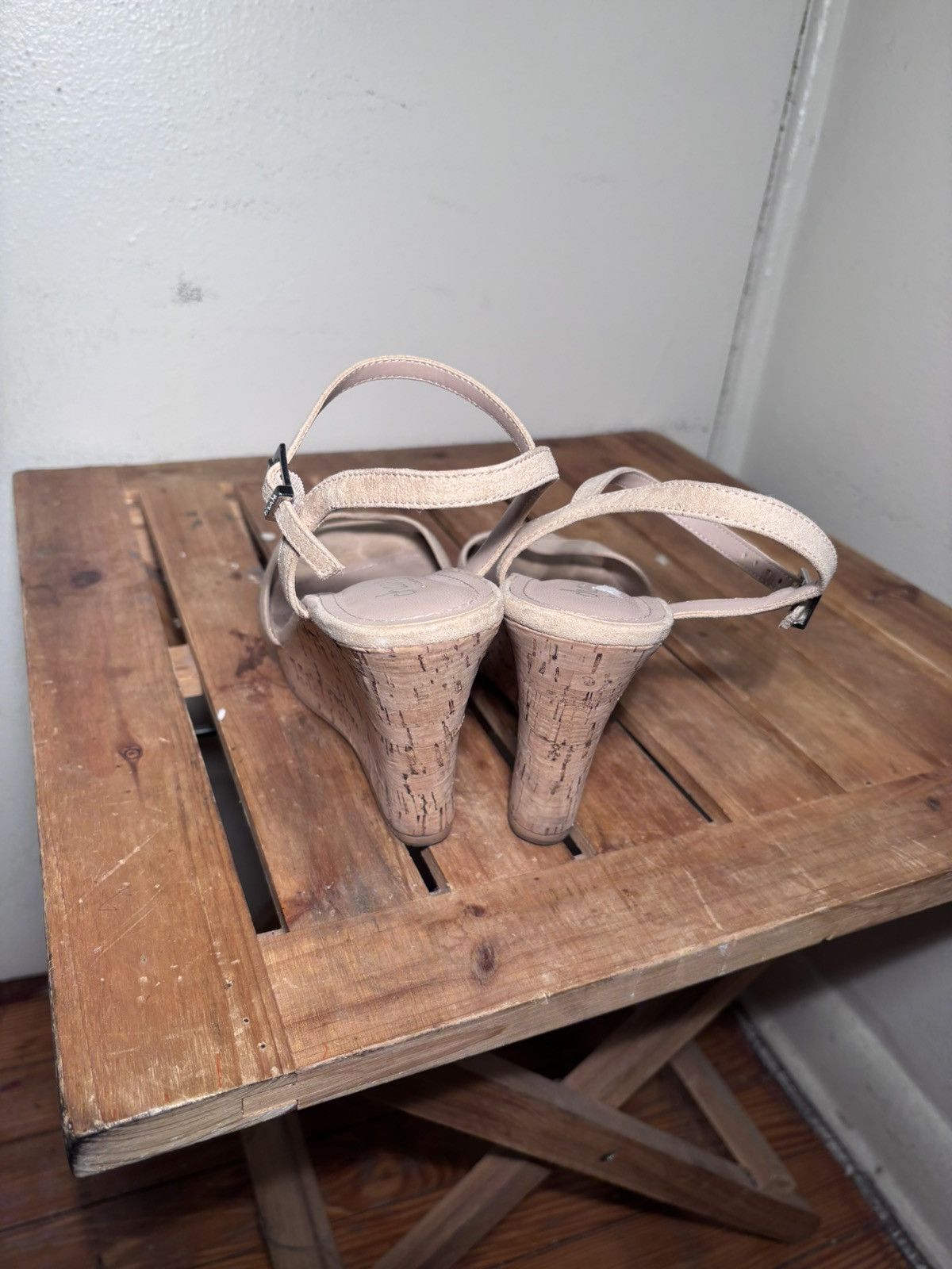 Other Charles David Cork Wedge Sandals Size US 7 / IT 37 - 3 Thumbnail