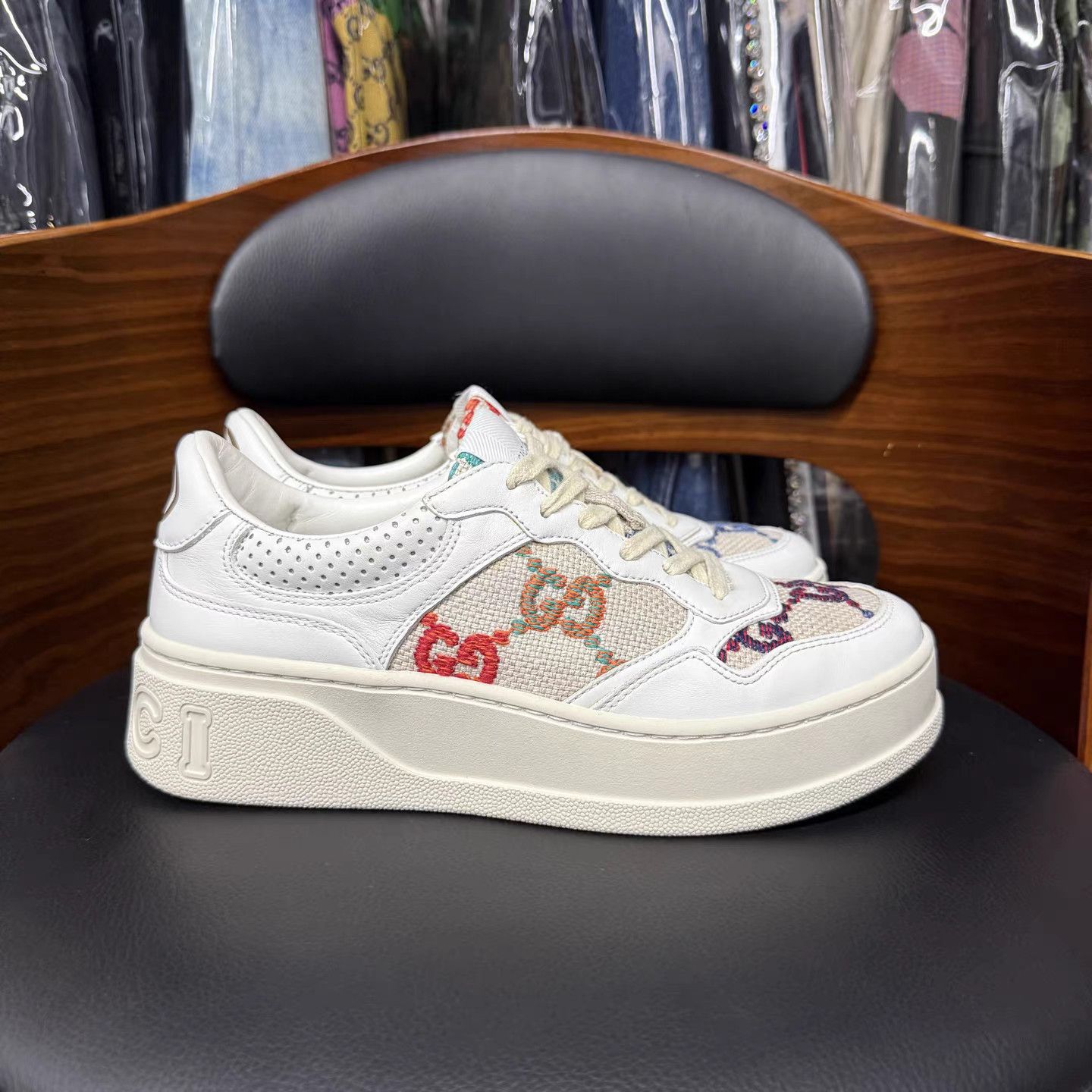 Gucci Gucci GG Multicolor White Embroidered Platform Sneakers K15 Size US 7.5 / IT 37.5 - 4 Thumbnail