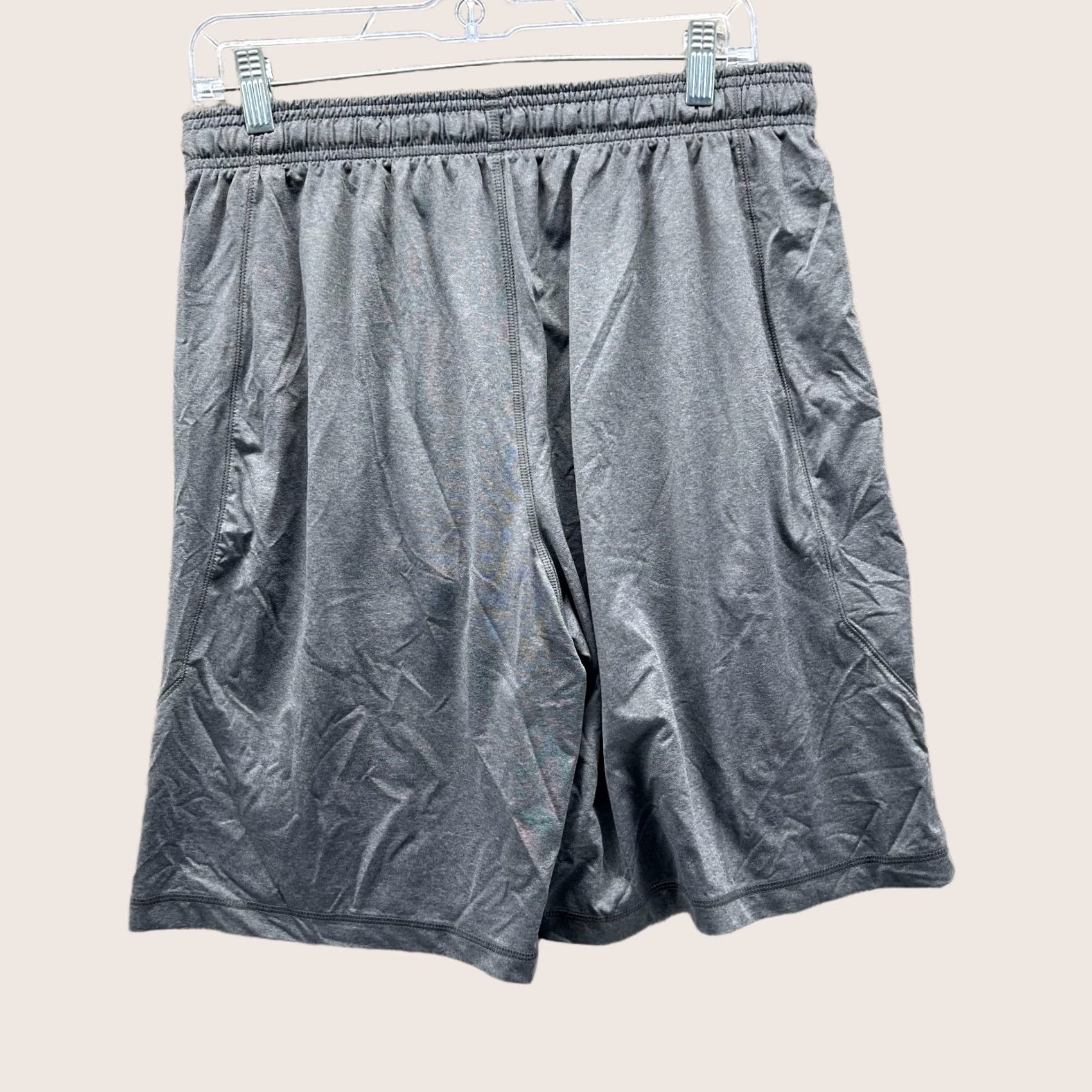 Under Armour Under Armour Shorts Mens L Gray Athletic Training Gym Elastic Waist Drawstring Pockets 9 in Inseam Regular Size Sports Activewear Size US 33 - 1 Thumbnail