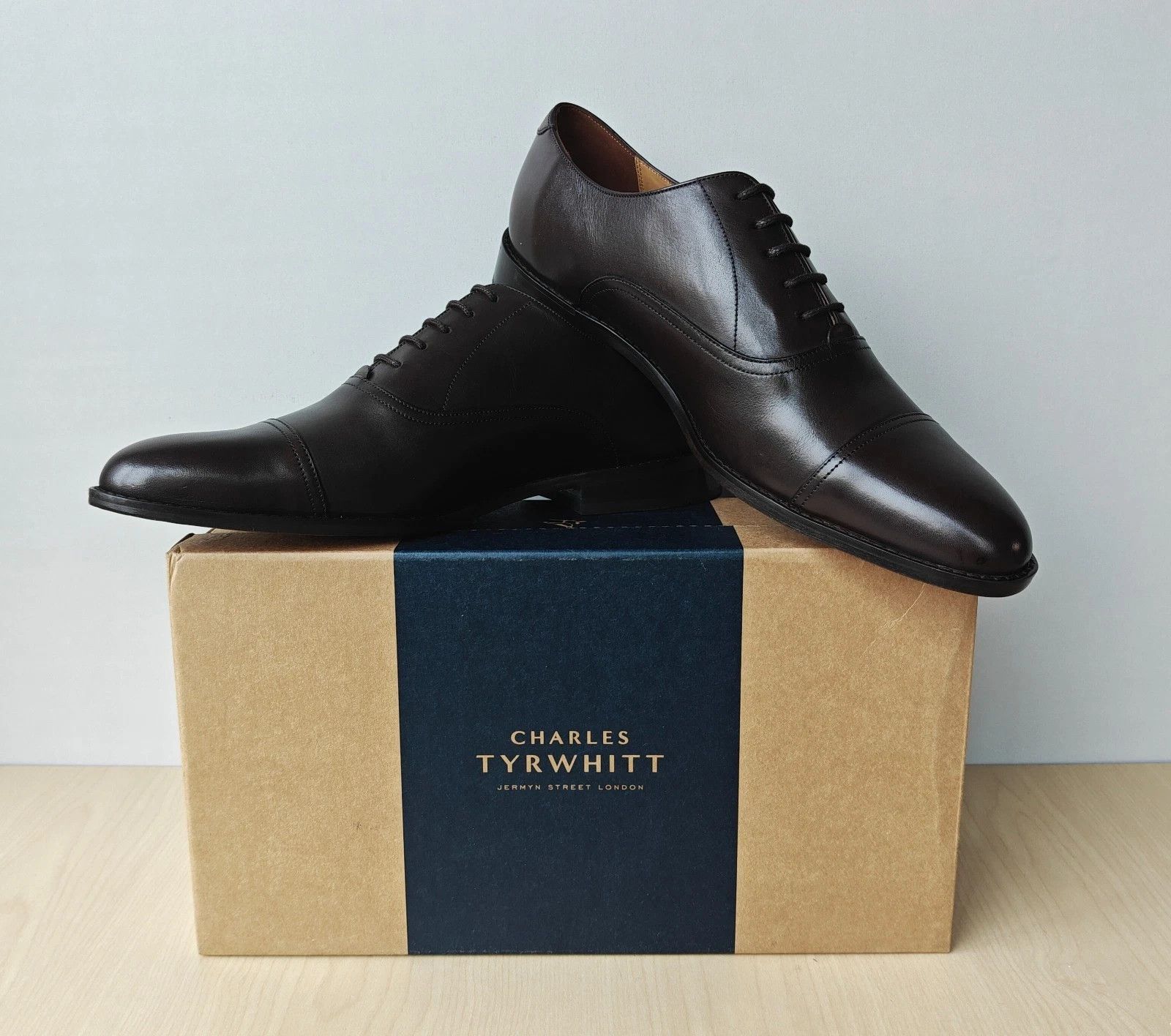 Charles Tyrwhitt Charles Tyrwhitt Men’s Dress Oxford Shoes T / 0028 Size US 11 / EU 44 - 10 Thumbnail