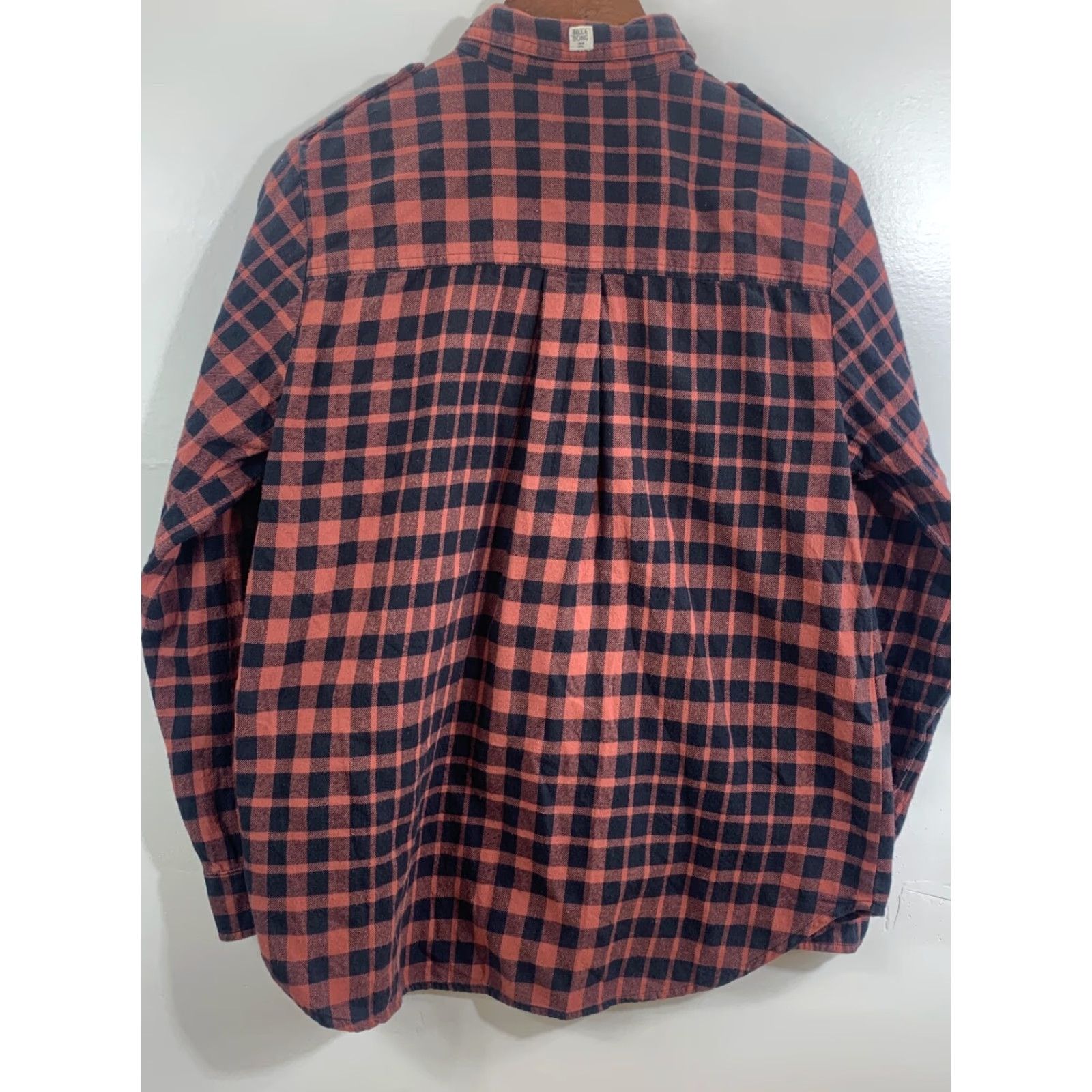 Billabong Billabong Plaid Button-Down Shirt Mens L Long Sleeve Flannel Cotton Red Black Multicolor 90s Retro Hipster Rockabilly Classic Casual Button-Up Size US L / EU 52-54 / 3 - 2 Thumbnail