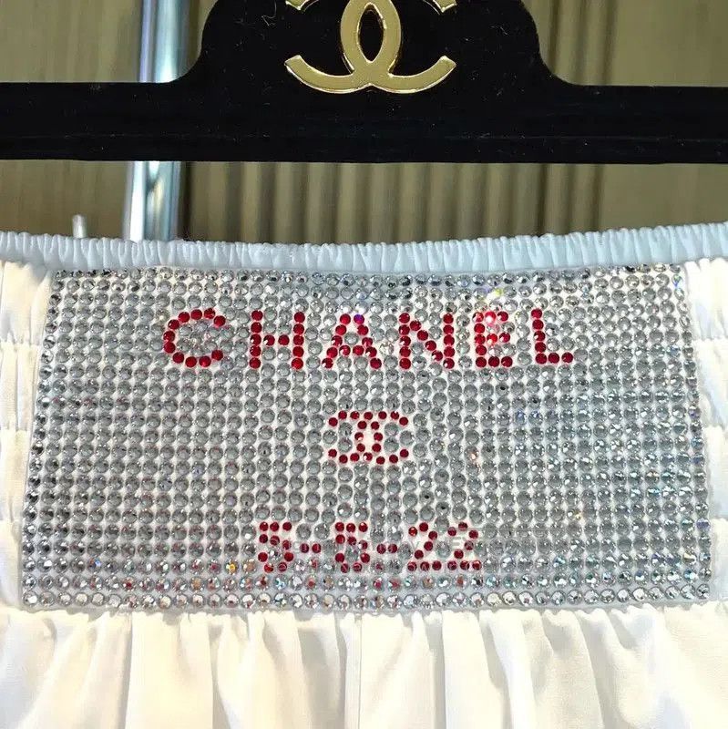 Chanel Chanel White Cotton Women's Shorts . Size 23" - 6 Thumbnail