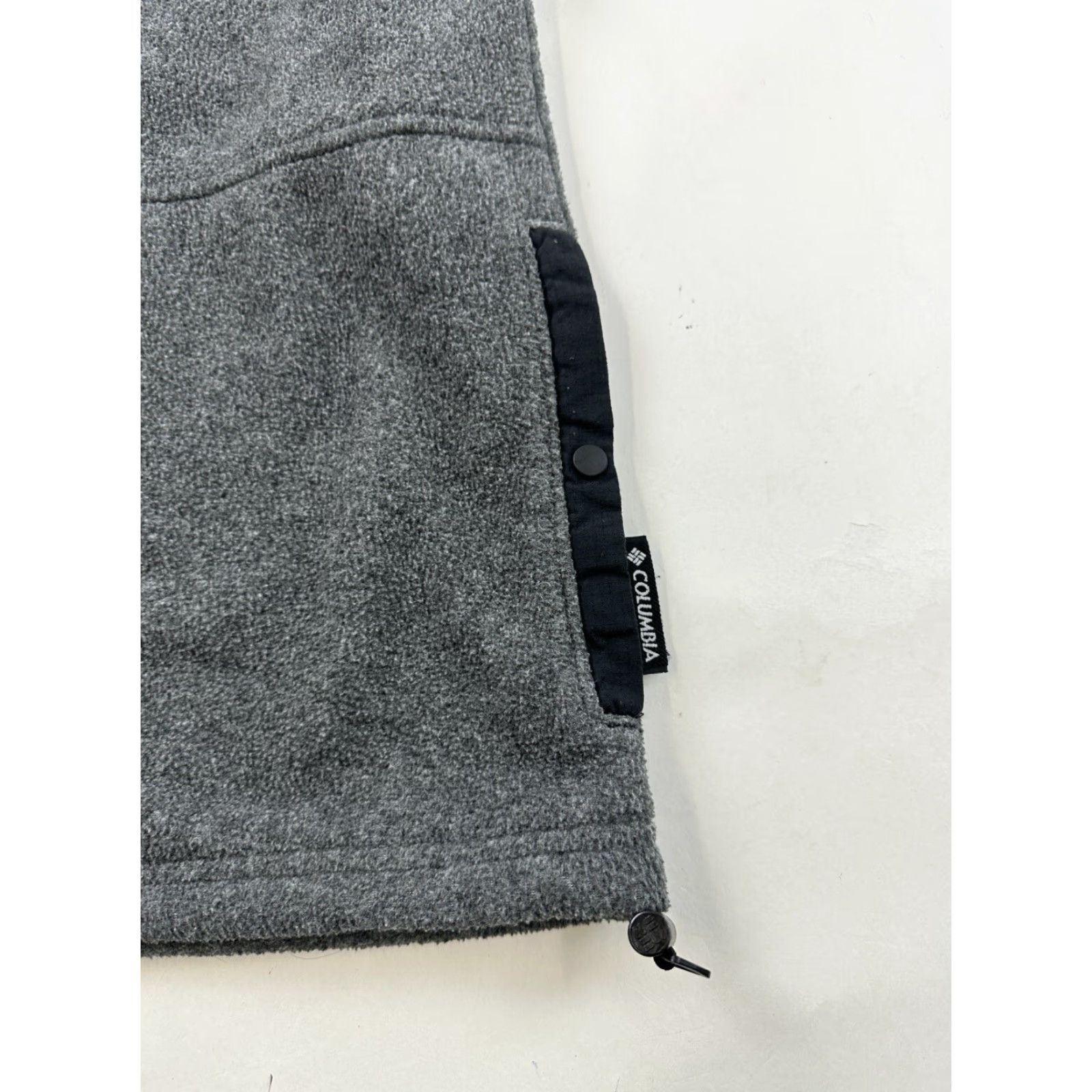 Vintage VINTAGE Columbia Fleece Vest Men XL Gray Made In USA Size US XL / EU 56 / 4 - 2 Thumbnail