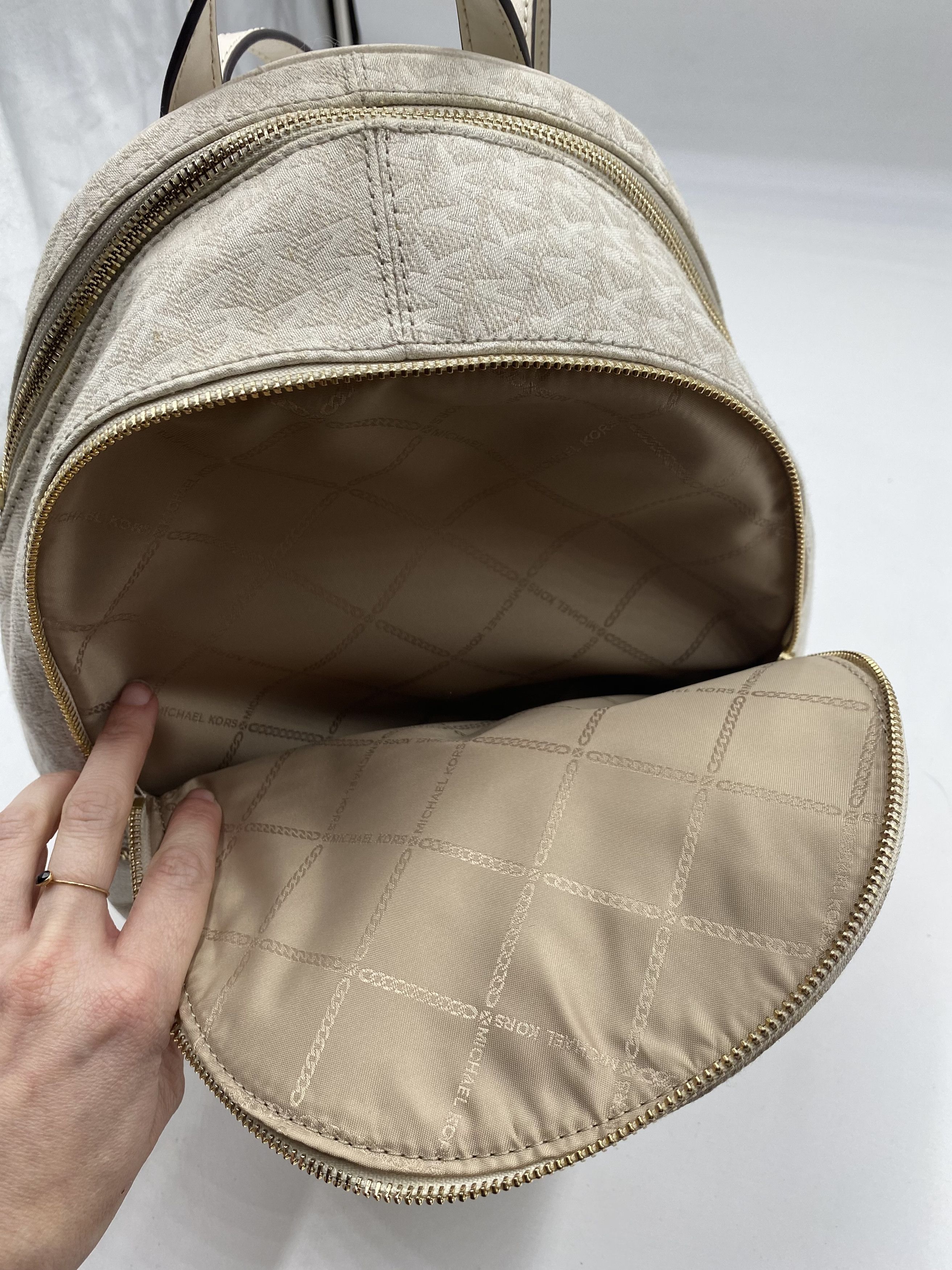 Michael Kors Michael Kors Rhea Backpack Size ONE SIZE - 3 Thumbnail