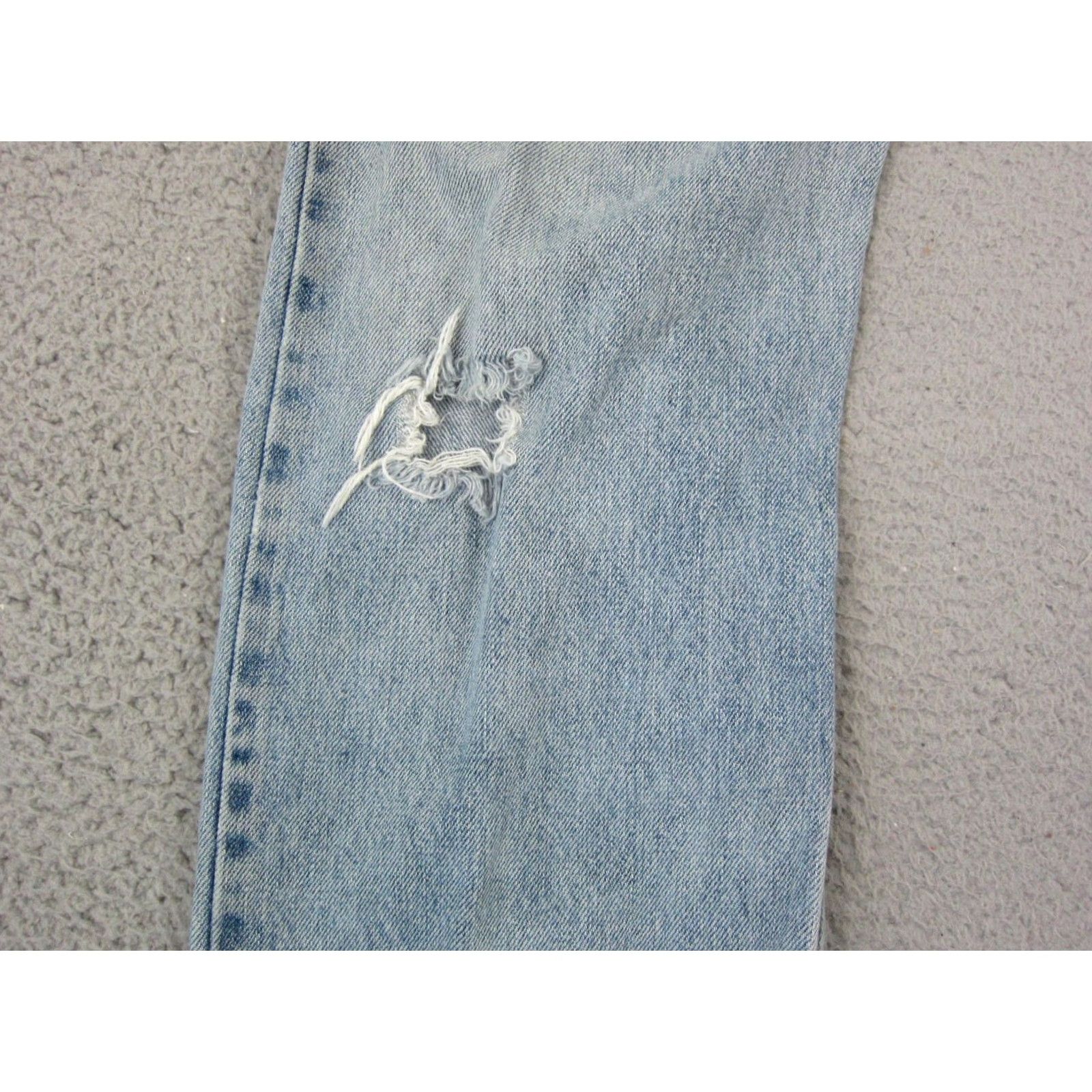 Levi's VINTAGE Levi's Jeans 36x34 Blue 505 Distressed Denim Mens Regular Zip Button 5-Pocket Y2K 90s Category: Jeans Size US 36 / EU 52 - 3 Thumbnail