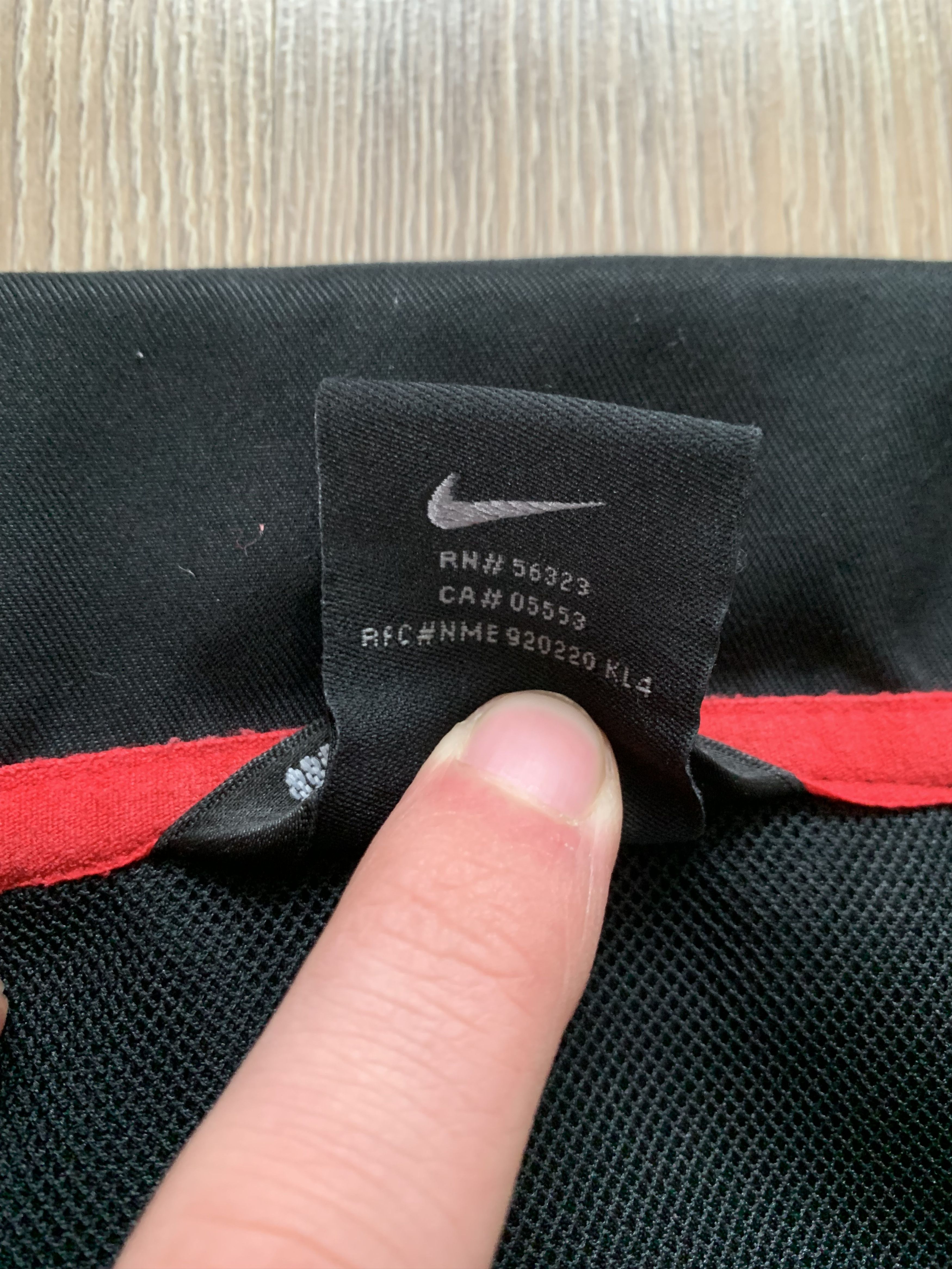 Nike Vintage Nike Black Light Jacket Size US L / EU 52-54 / 3 - 6 Thumbnail
