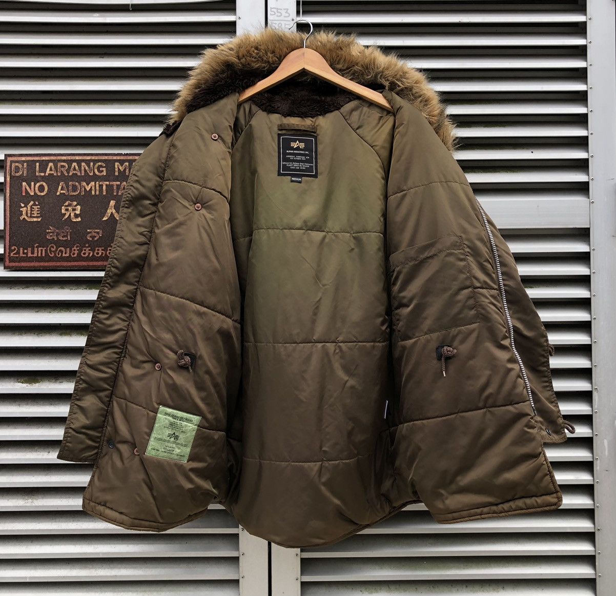 Alpha Industries VTG Alpha Industries Extreme Cold Weather Type N-3B(N) Parka Size US M / EU 48-50 / 2 - 5 Thumbnail