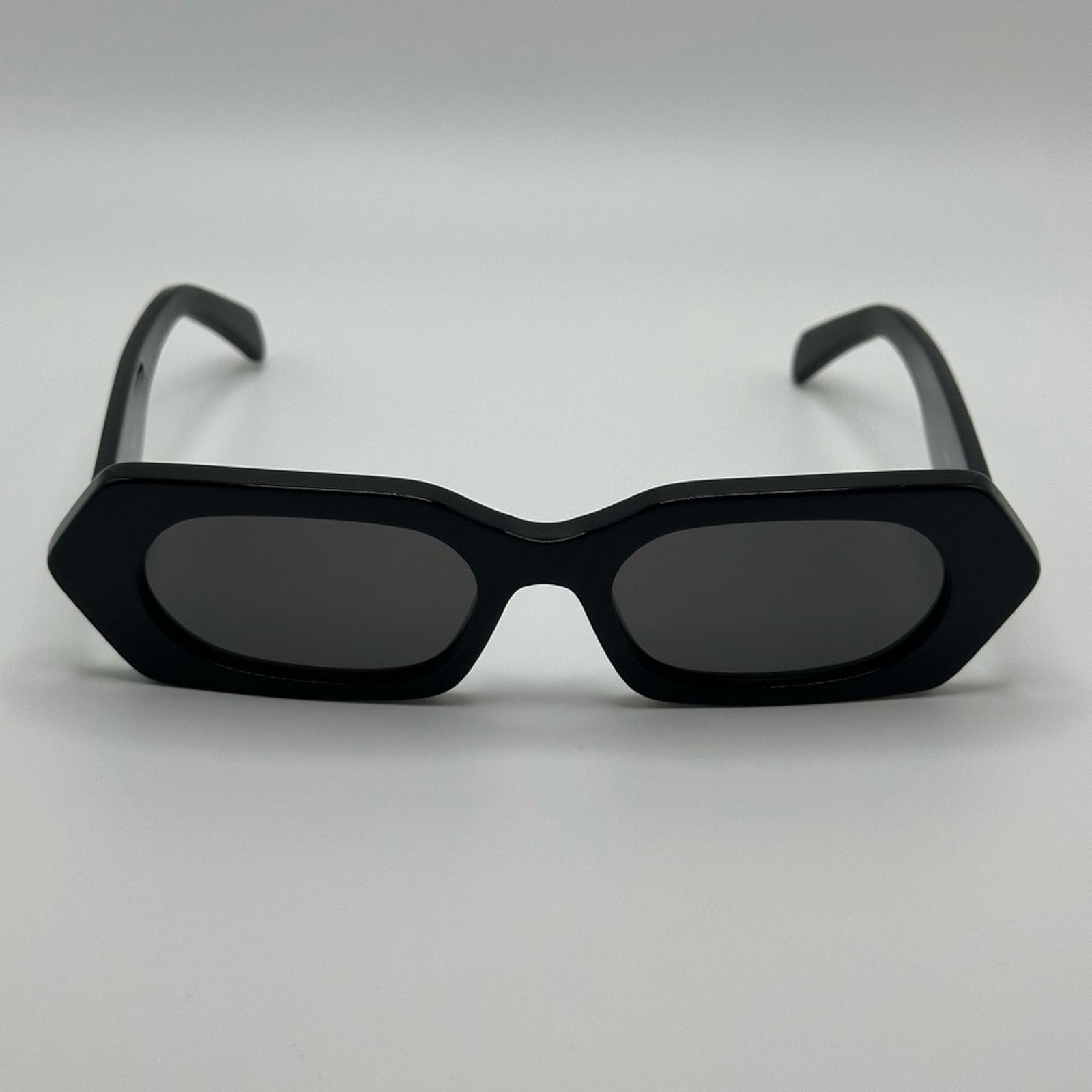 Celine CELINE Sunglasses CL40243I 5101A Black Dark Grey Women NEW Size ONE SIZE - 4 Thumbnail