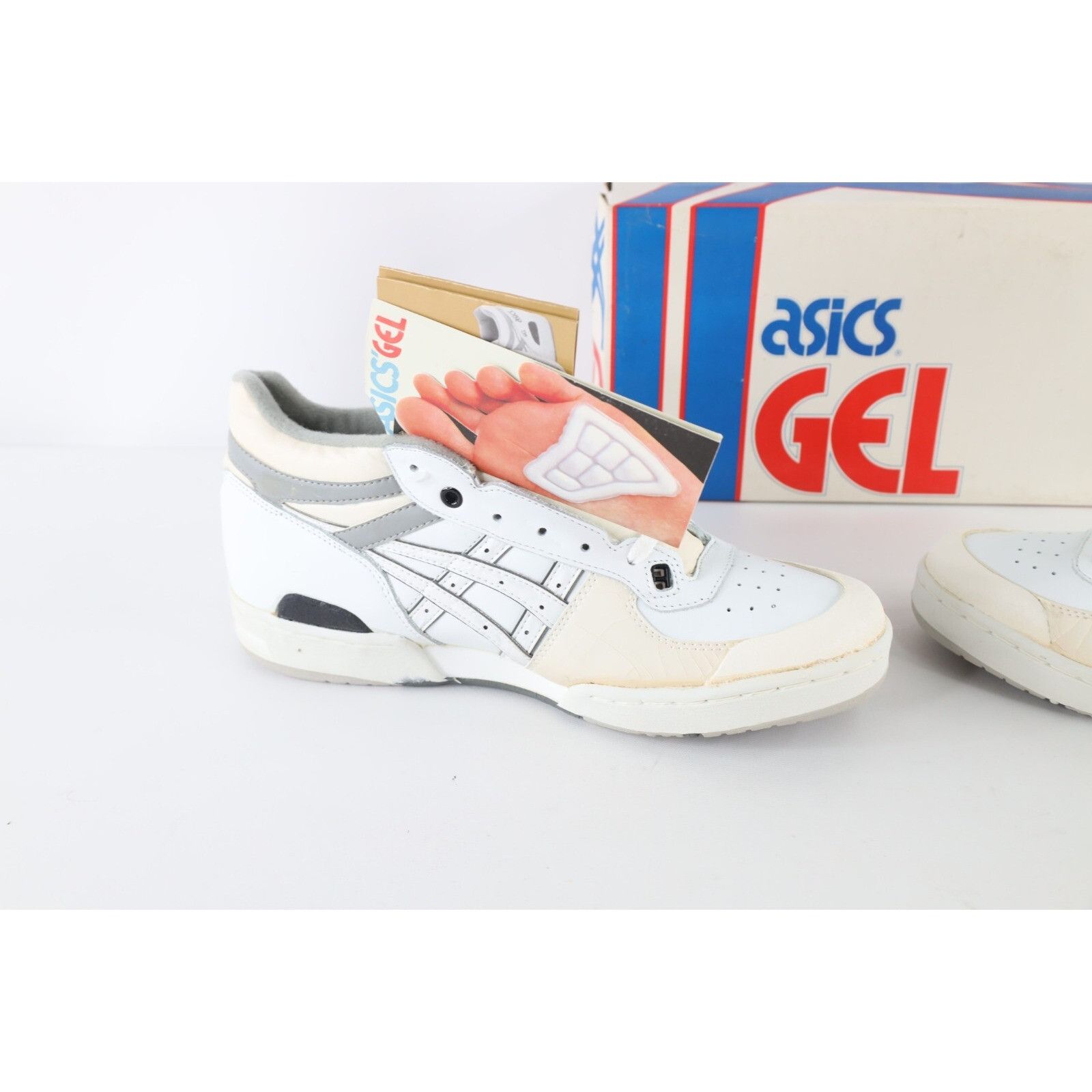 Asics NOS Vintage 90s Asics Spell Out Echelon Sneakers Shoes Size US 9.5 / EU 42-43 - 8 Thumbnail