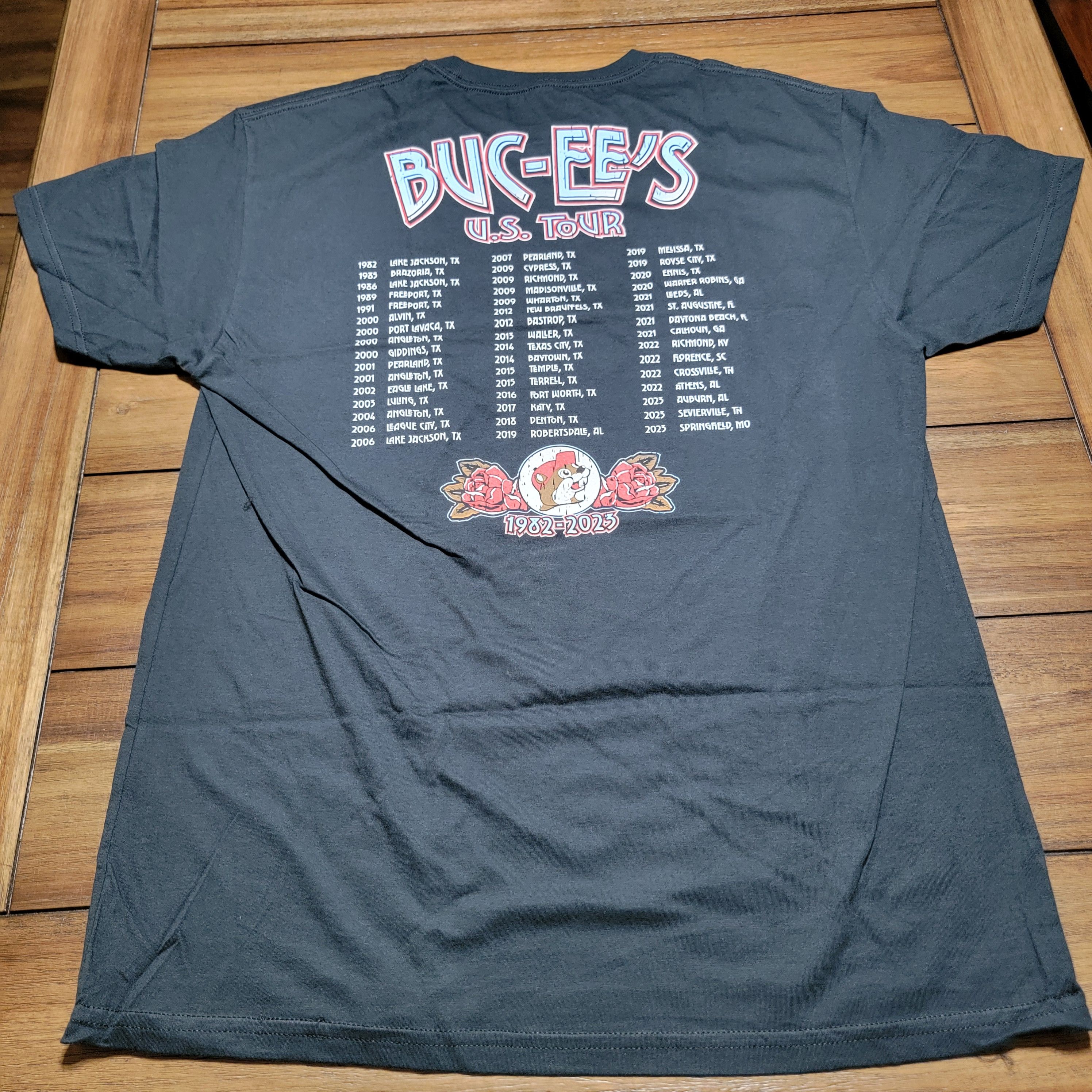 Other Buc-ee's SS Unisex Tee U.S. Tour 1982-2023 - Size Large NWT Size US L / EU 52-54 / 3 - 3 Thumbnail