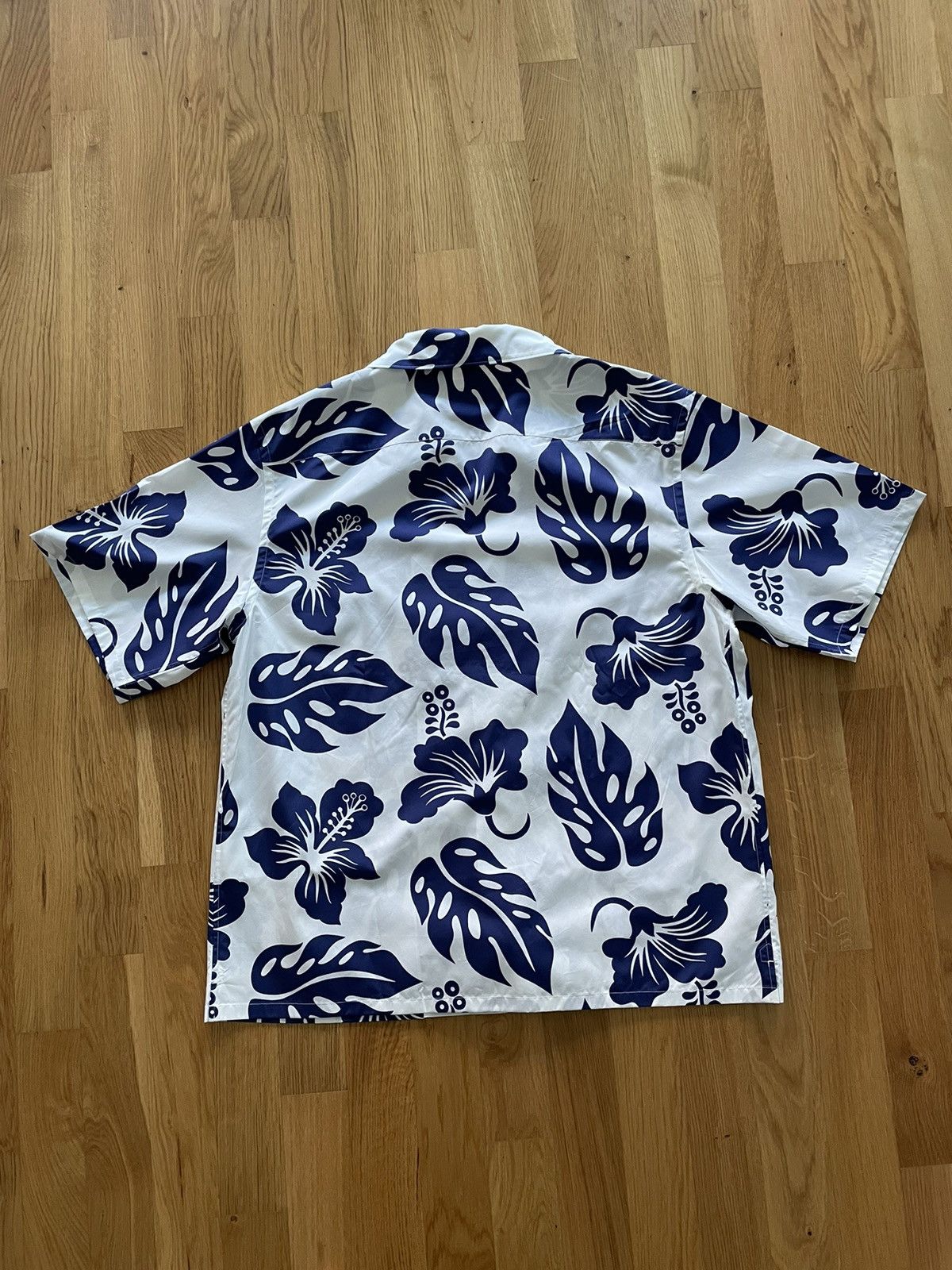 Prada Prada Bowling Shirt “Ibiscus Print” Size US L / EU 52-54 / 3 - 5 Thumbnail