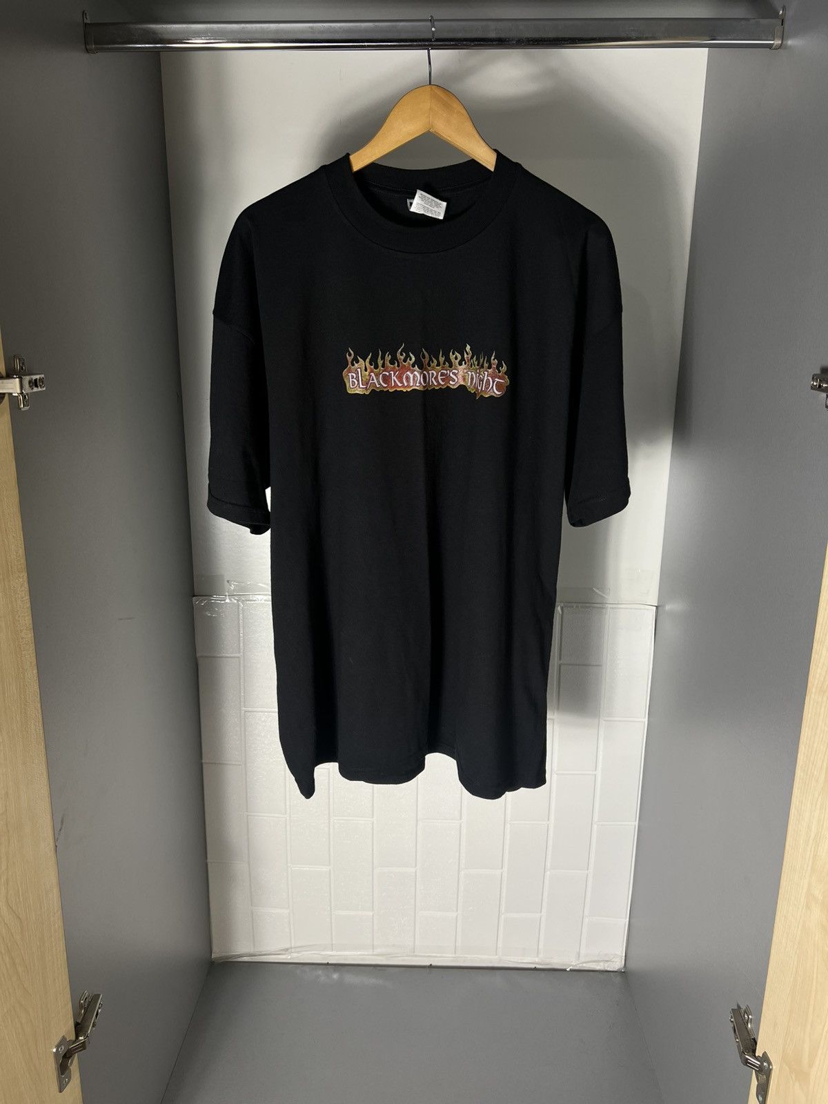 Band Tees VINTAGE BLACKMORE’S NIGHT ALBUM TOUR T-SHIRT RETRO Y2K 90s Size US XL / EU 56 / 4 - 1 Thumbnail