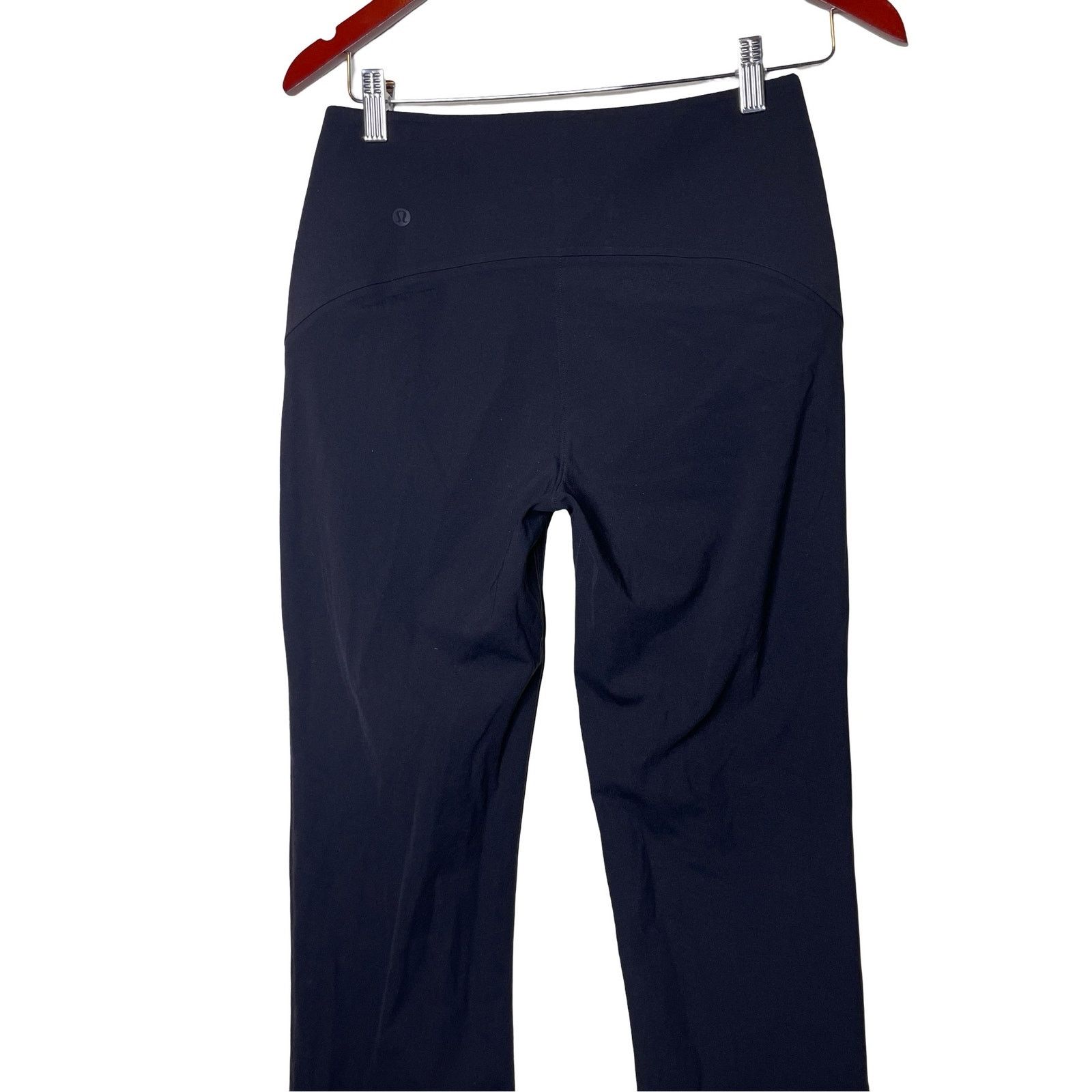 Lululemon Lululemon Chino Straight Pants Zip Pockets Womens 6 Size 28" / US 6 / IT 42 - 2 Thumbnail