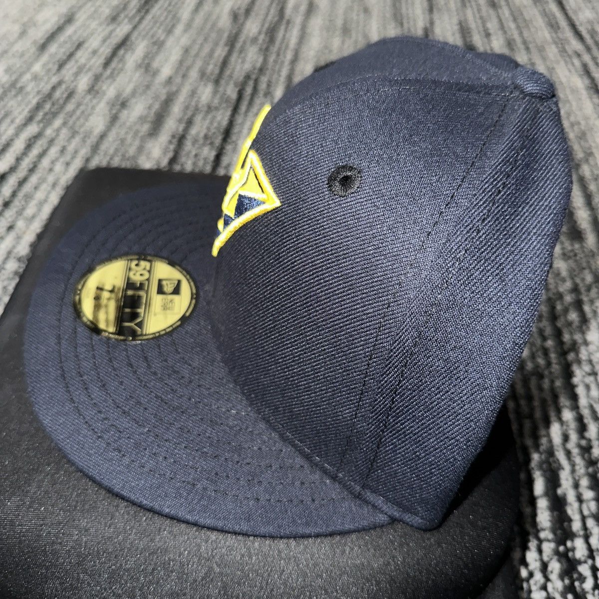 New Era U.D Arizona Diamond Backs 59fifty Sz. 7 1/8 *HAT CLUB* Size ONE SIZE - 3 Thumbnail
