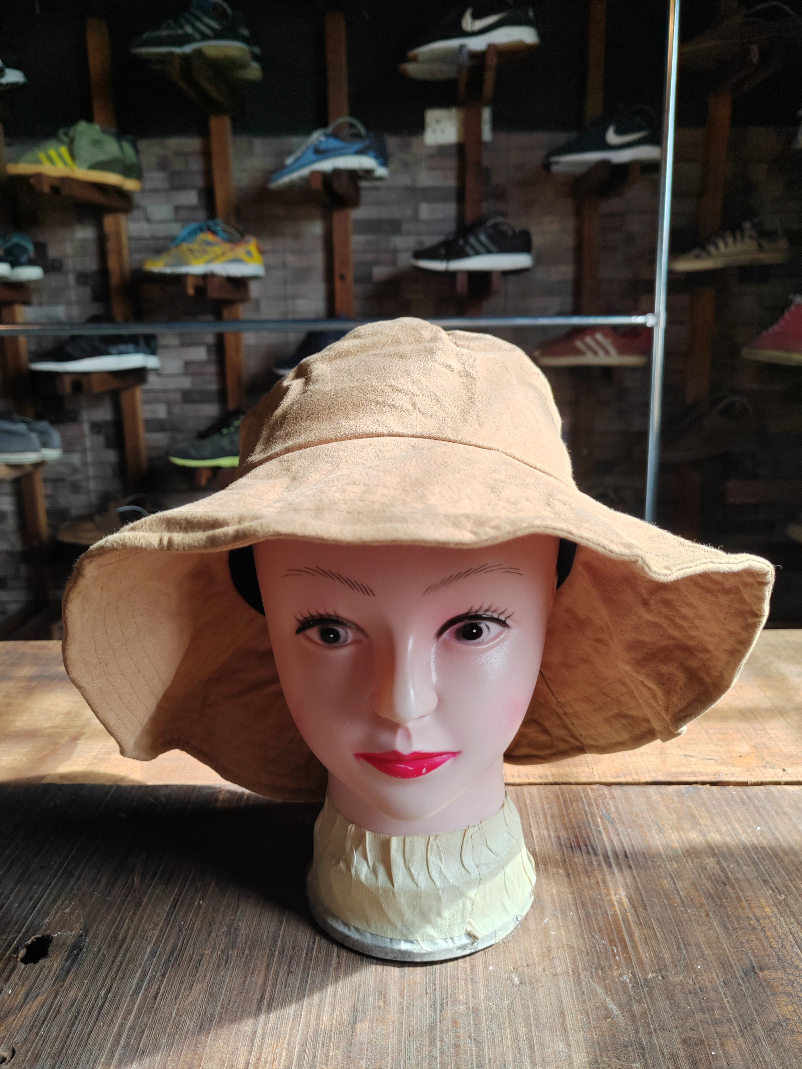 Japanese Brand Vintage Japanese Style Bucket Hat Cap Size ONE SIZE - 1 Thumbnail
