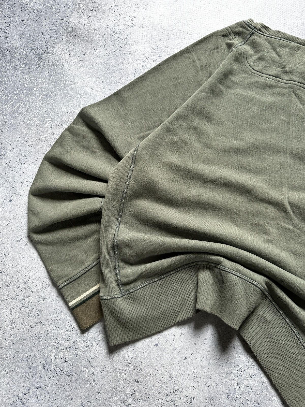 Diesel × Vintage Vintage Diesel Reversed Logo Sweatshirt Olive Spellout Faded Size US L / EU 52-54 / 3 - 9 Thumbnail
