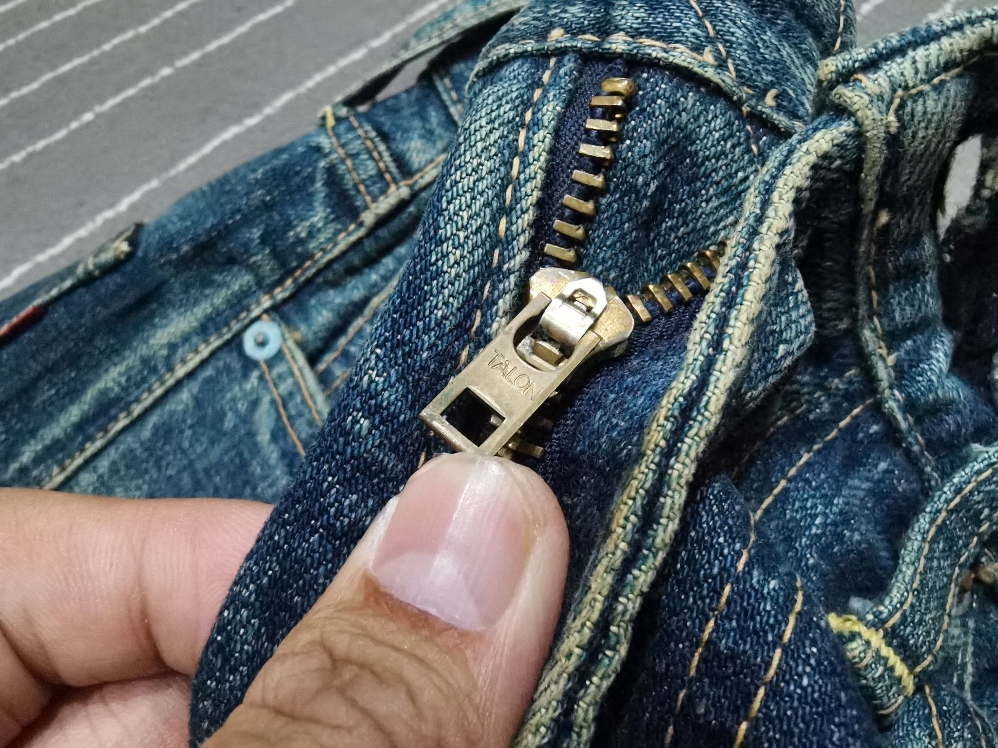 Japanese Brand Vintage SPELLBOUND KK DOMINGO selvedge W30 7048 Size US 30 / EU 46 - 11 Thumbnail