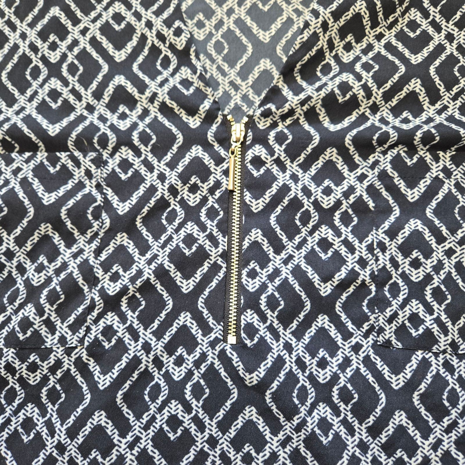 Other Navy Diamond V Neck 3/4 Sleeve Blouse Size 2X Size XXL / US 16-18 / IT 52-54 - 2 Thumbnail